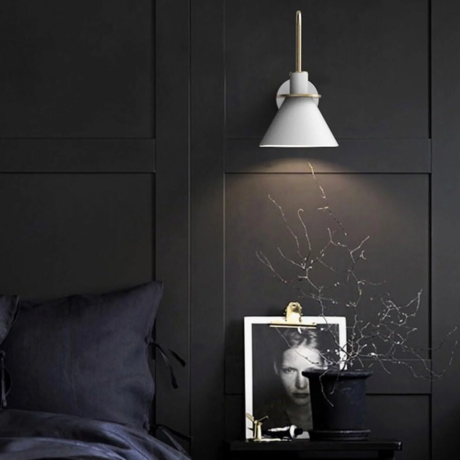 Nowoczesna i kreatywna lampa ścienna z kutego żelaza, 1 lampka do makaronu E27 Minimalistyczna, zewnętrzna lampka nocna do salonu (B)