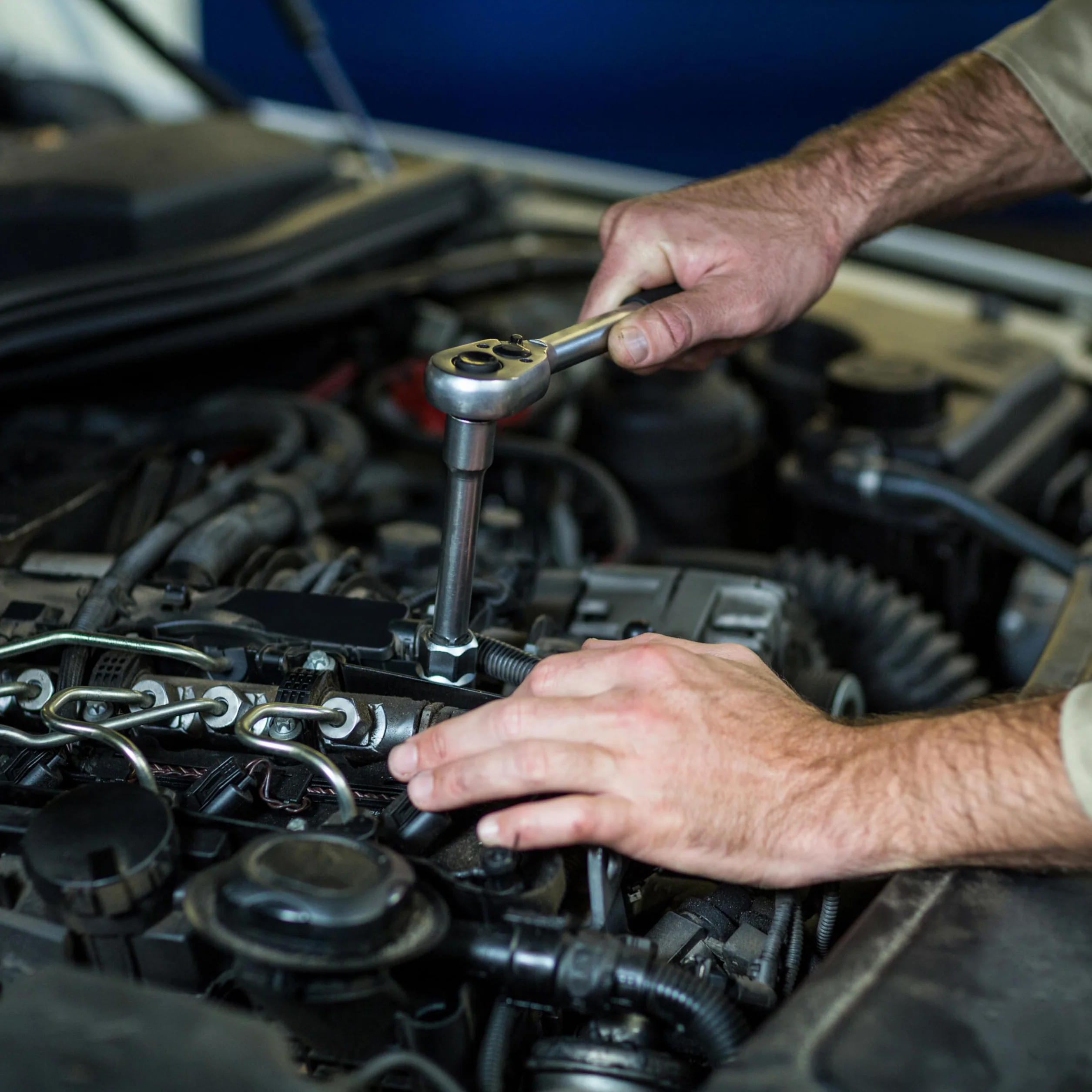 Retoo Zestaw kluczy nasadowych, narzędzia mechaniczne, nakrętki, różne rozmiary kluczy nasadowych z grzechotką, w skrzynce, zestaw bitów do naprawy w domu i DIY, uniwersalny, 46 elementów, niebieski