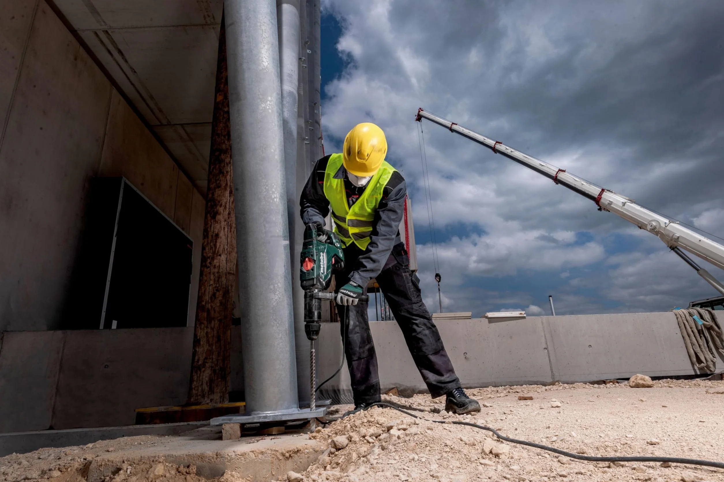 Metabo Młot kombi KHEV 11-52 BL (600767500) walizka z tworzywa sztucznego, maks. energia pojedynczego uderzenia (EPTA): 18,8 J, maksymalna prędkość udaru: 2360 /min, znamionowa moc poboru: 1500 W