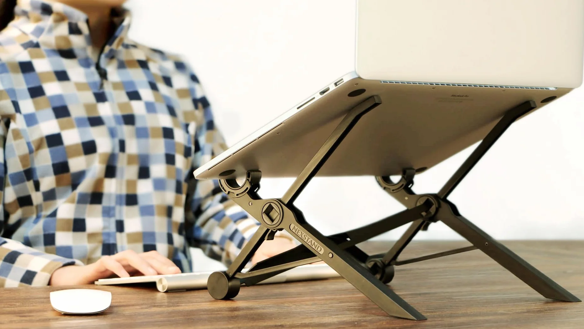 NEXSTAND K2 Stojak na laptopa