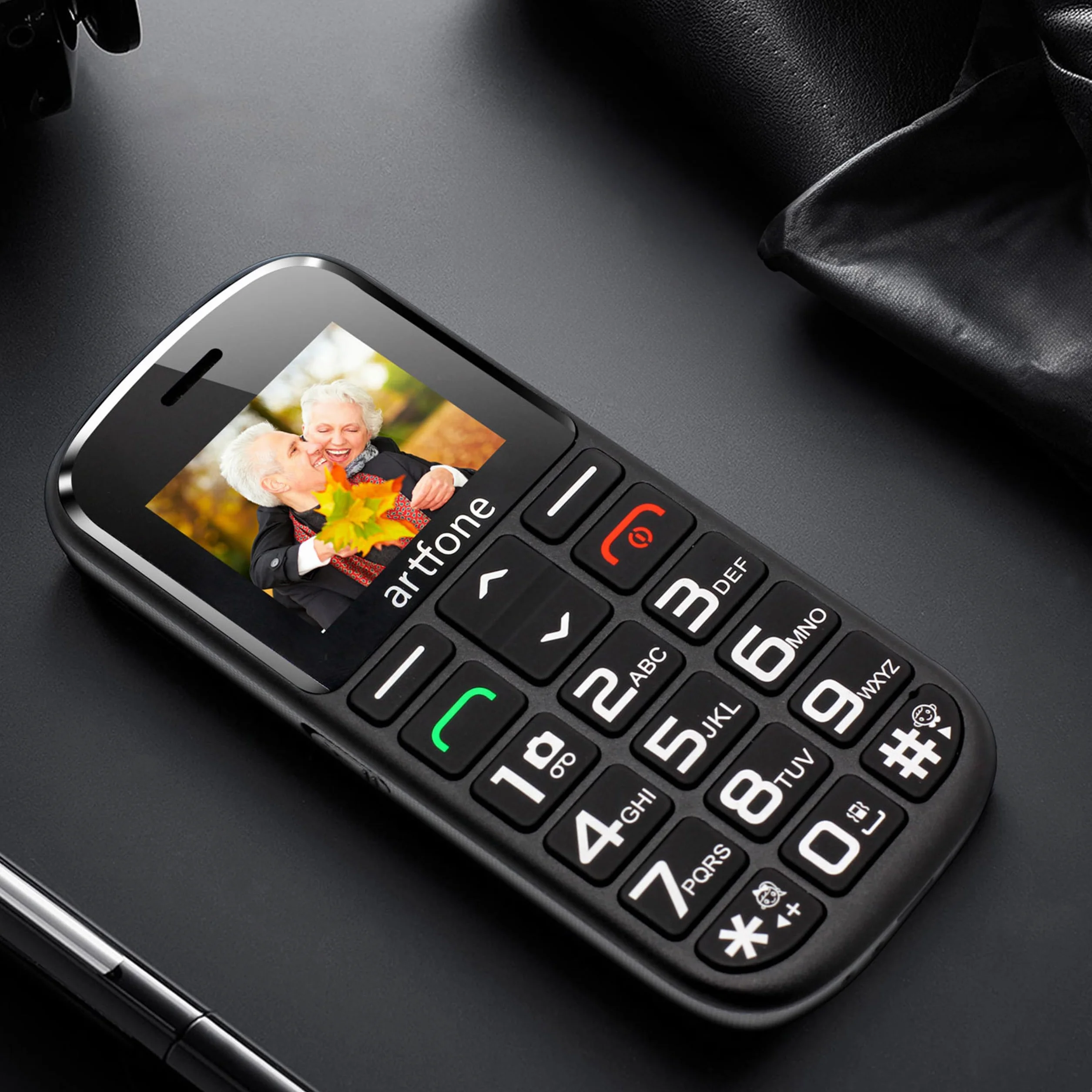 Retoo Telefon komórkowy dla seniorów z dużymi przyciskami SOS, aparat 0,08 MP, akumulator 1400 mAh