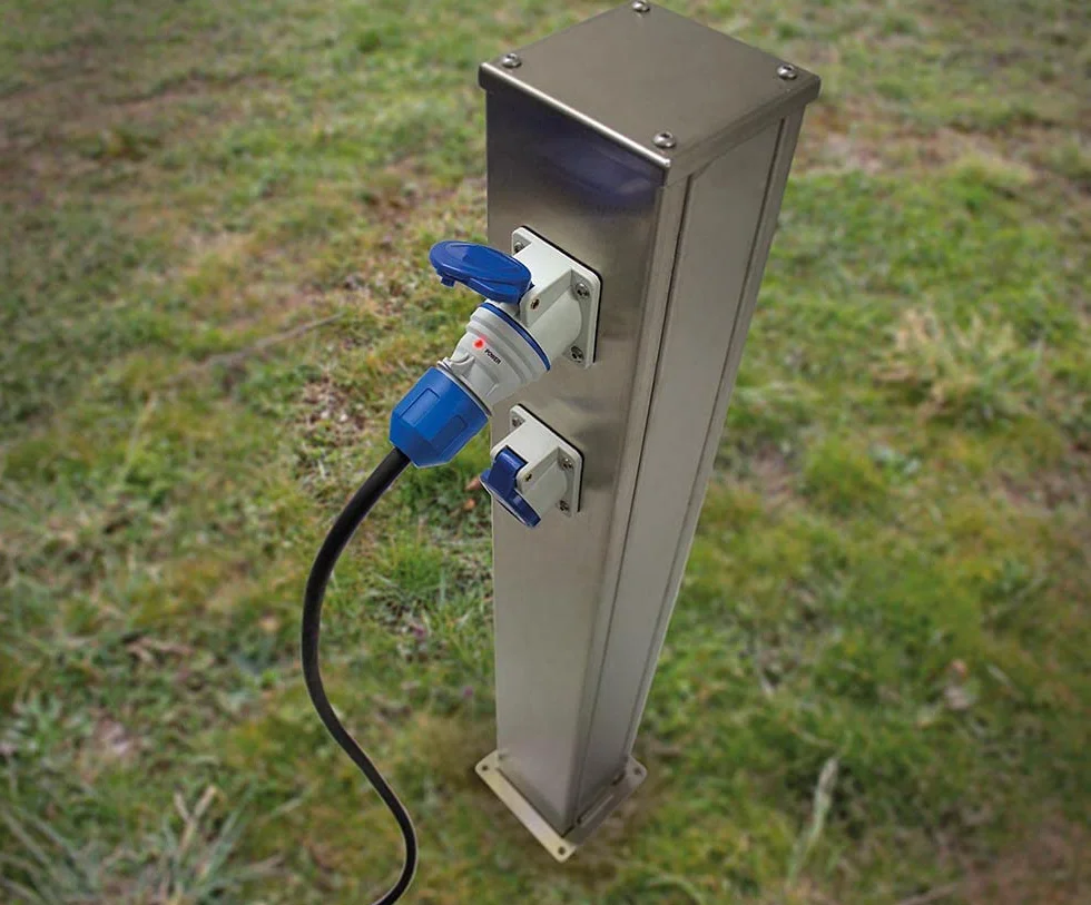 as - Schwabe 61408 CEE Przedłużacz Zasilania 16 A, IP44, Czarny