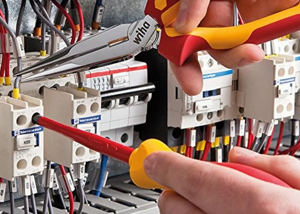 WIHA 38020 - Gra narzędzia elektrycznego 9300-031 Zestaw narzędzi Electrician Ref. 9300031