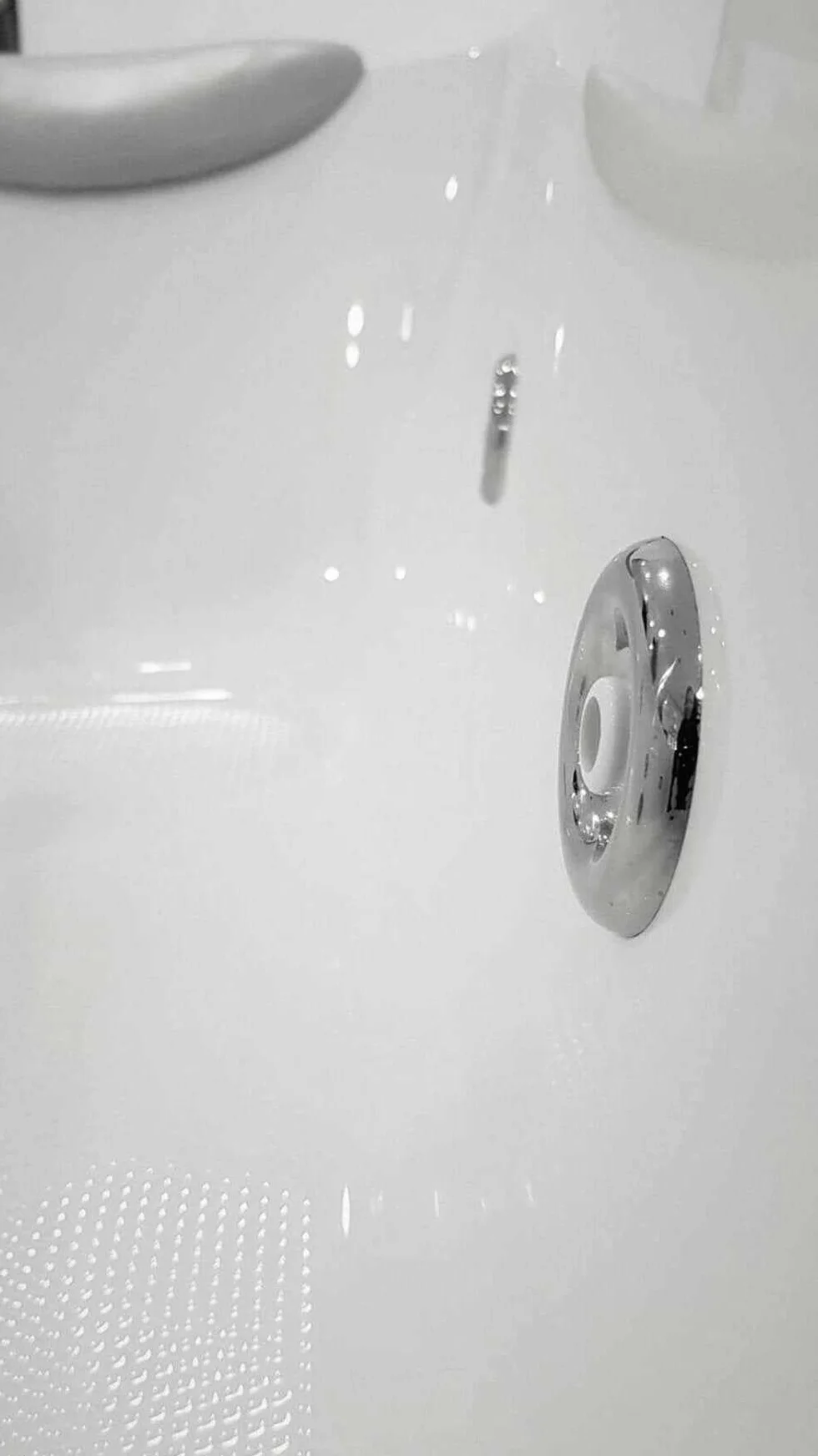 Novellini Calypso Eco Wanna 160 x 70 wys. 55 cm Hydro Whirlpool 6 strumieni odwracalny zapłon pneumatyczny kształt zewnętrzny prostokątny wewnętrzny osiem 2 panele akryl biały błyszczący kolumna