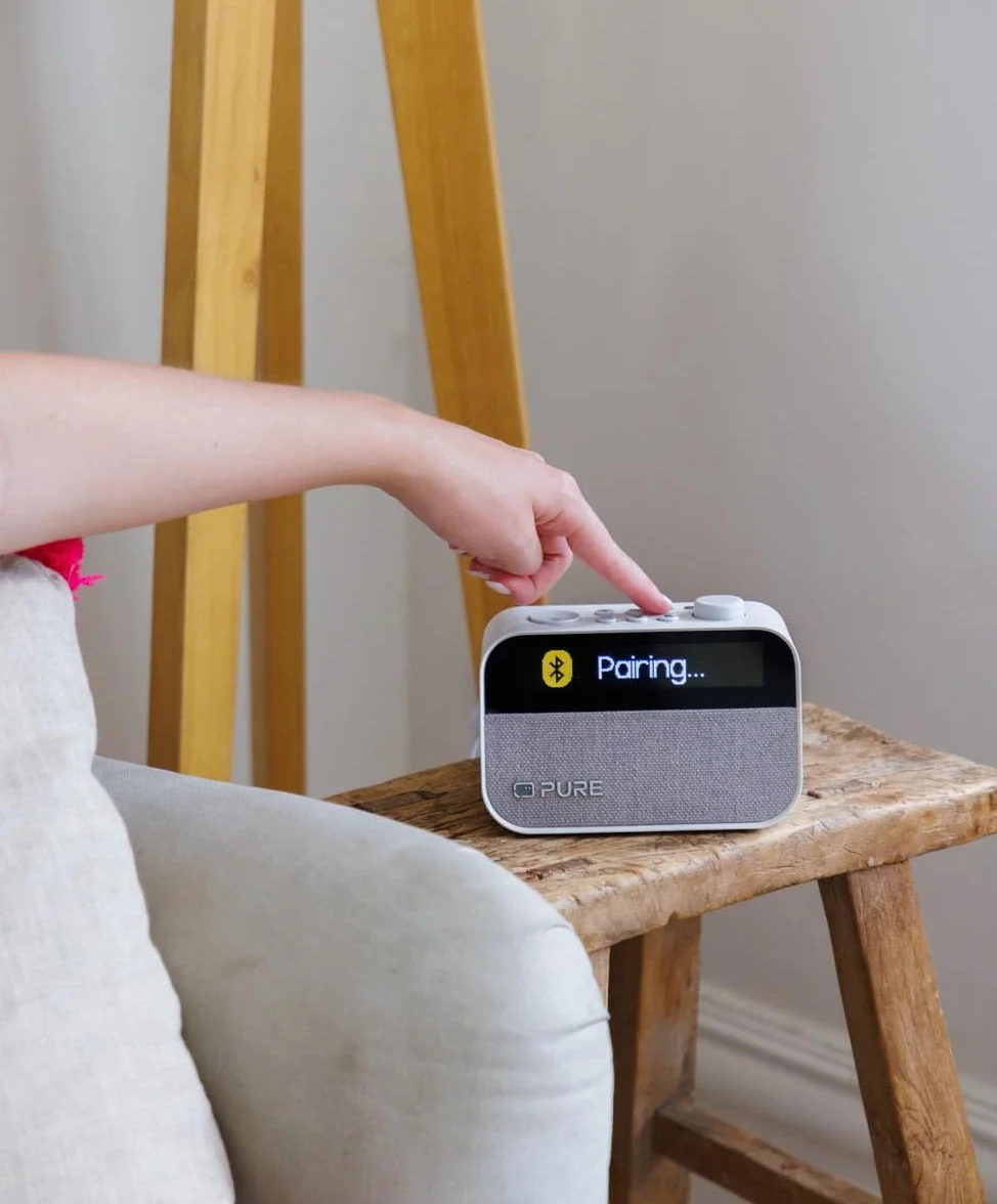 Pure Budzik nocny i biurowy (radio cyfrowe DAB+/FM, Bluetooth, urządzenie do hałasu, pomoc w zasypianiu, budzik, lampka nocna, ściemniany wyświetlacz), bawełna biała, normalny