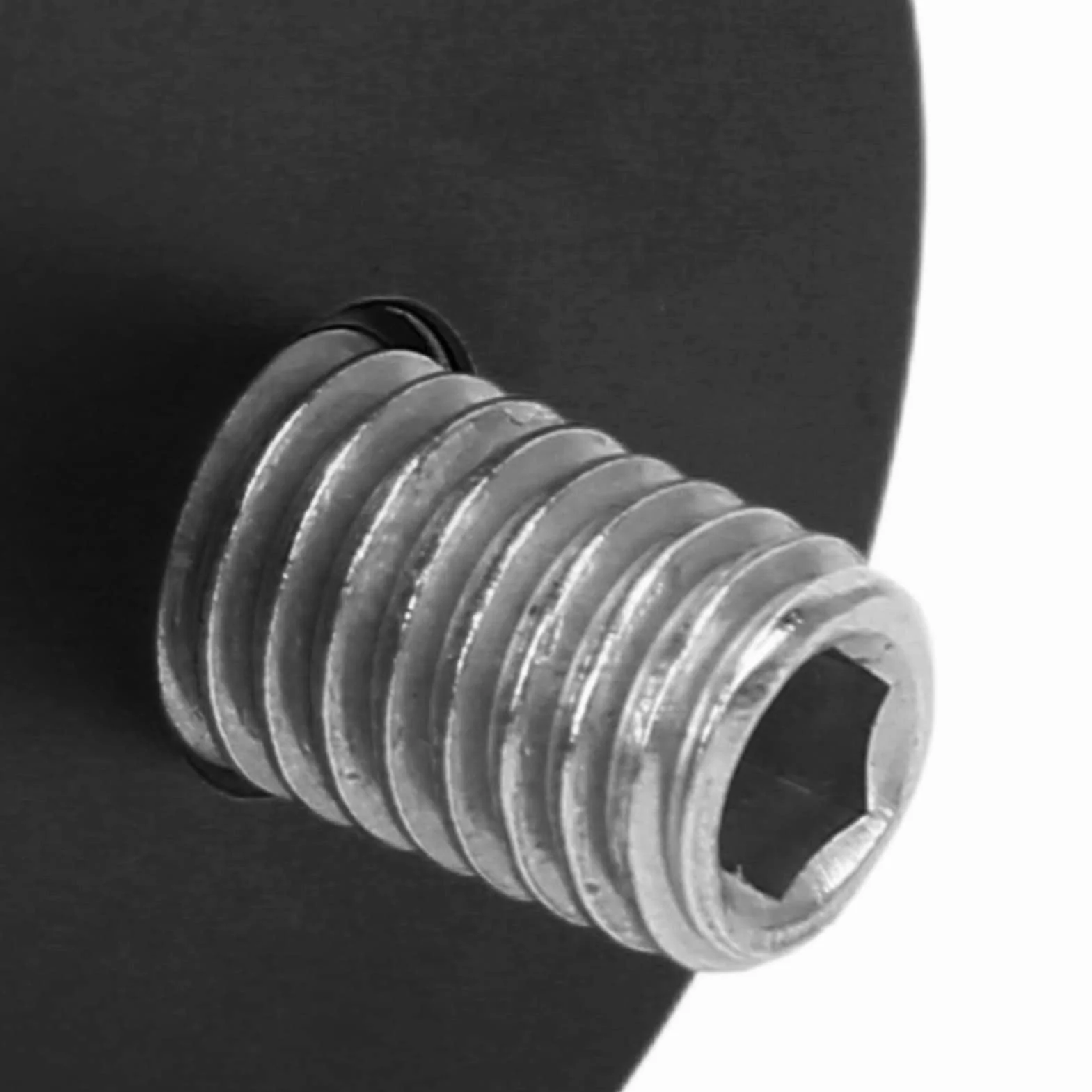 Podkładki Amortyzujące Izolacja Głośnika ze Stopu Aluminium Tłumik Nóżki Wzmocnienie Metal (BLACK)