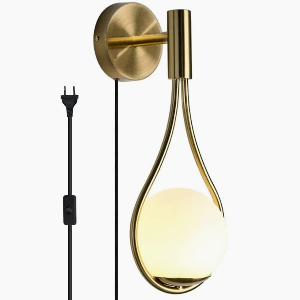Kinkiet retro z włącznikiem i wtyczką Lampka nocna E27 Antyczna metalowa lampa ścienna Mosiężny wygląd Vintage Industrial Oświetlenie wewnętrzne Ścienne Kulisty klosz Szklany Złoty