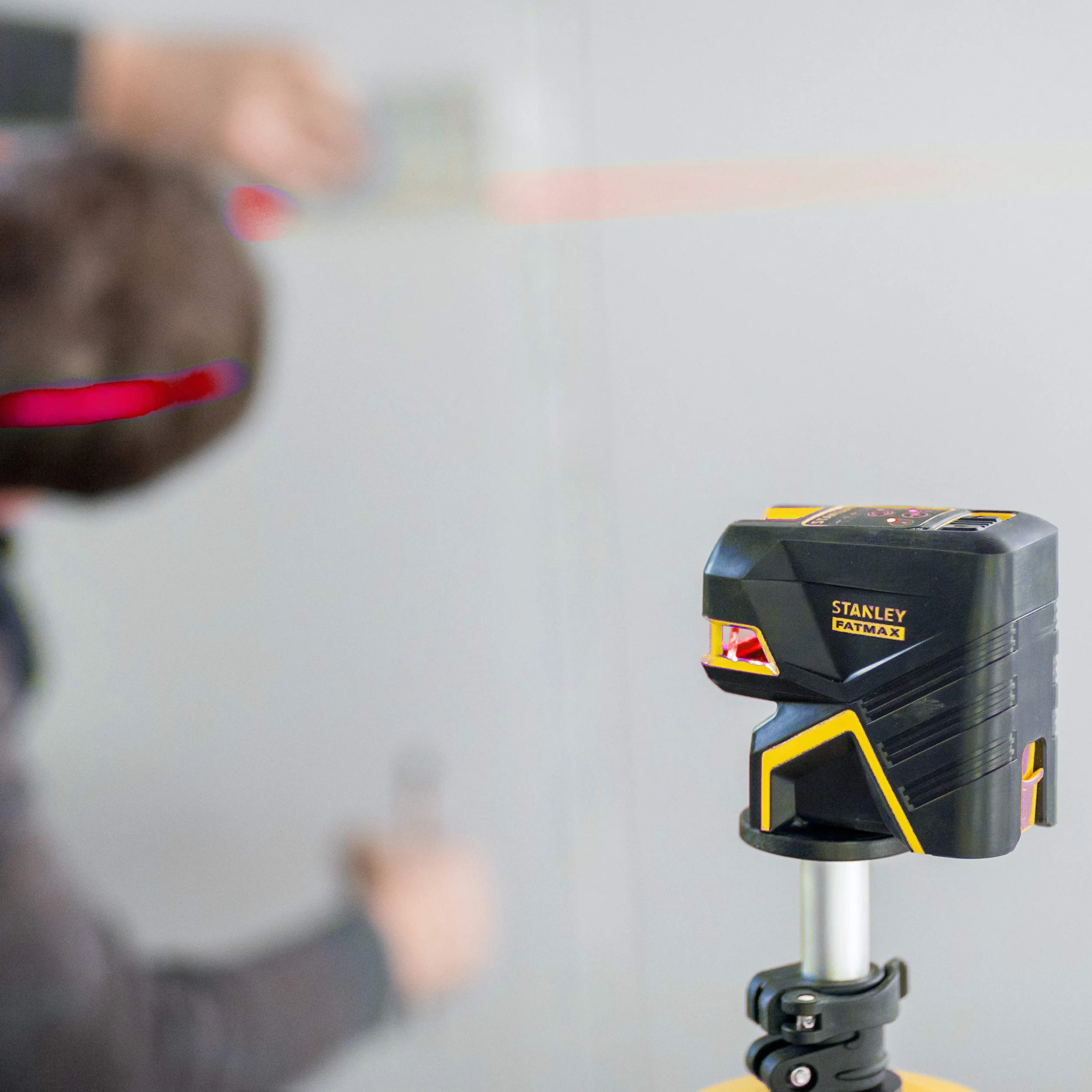 Stanley FMHT1-77414 Fatmax Beam Cross Line i 2 Laser punktowy - czerwony