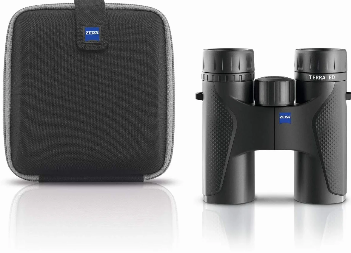 ZEISS Terra ED lornetka 8 x 32, wodoodporna, szybkie ogniskowanie, z powlekanym szkłem dla optymalnej przejrzystości w każdych warunkach pogodowych, do obserwacji ptaków, polowania, zwiedzania, czarna
