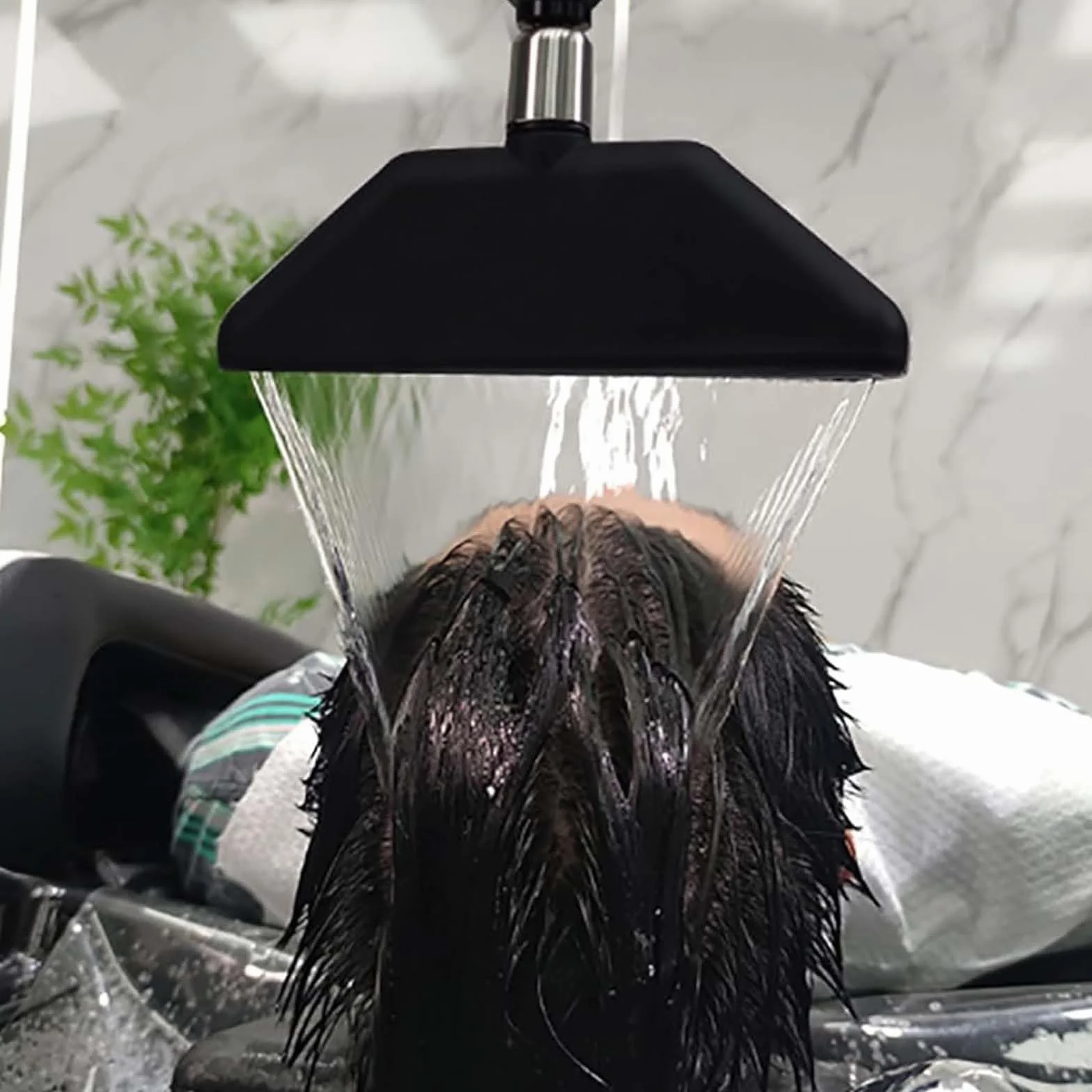 Bateria umywalkowa z recyrkulacją wody z regulowaną 360° wylewką wodospadową do domowego spa i masażu, przenośny system