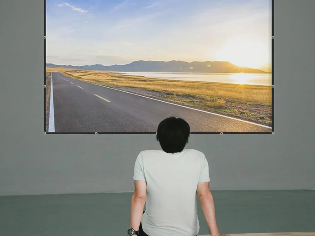Ekran projektorowy 100 cali 16:9 HD składany 221x125 cm