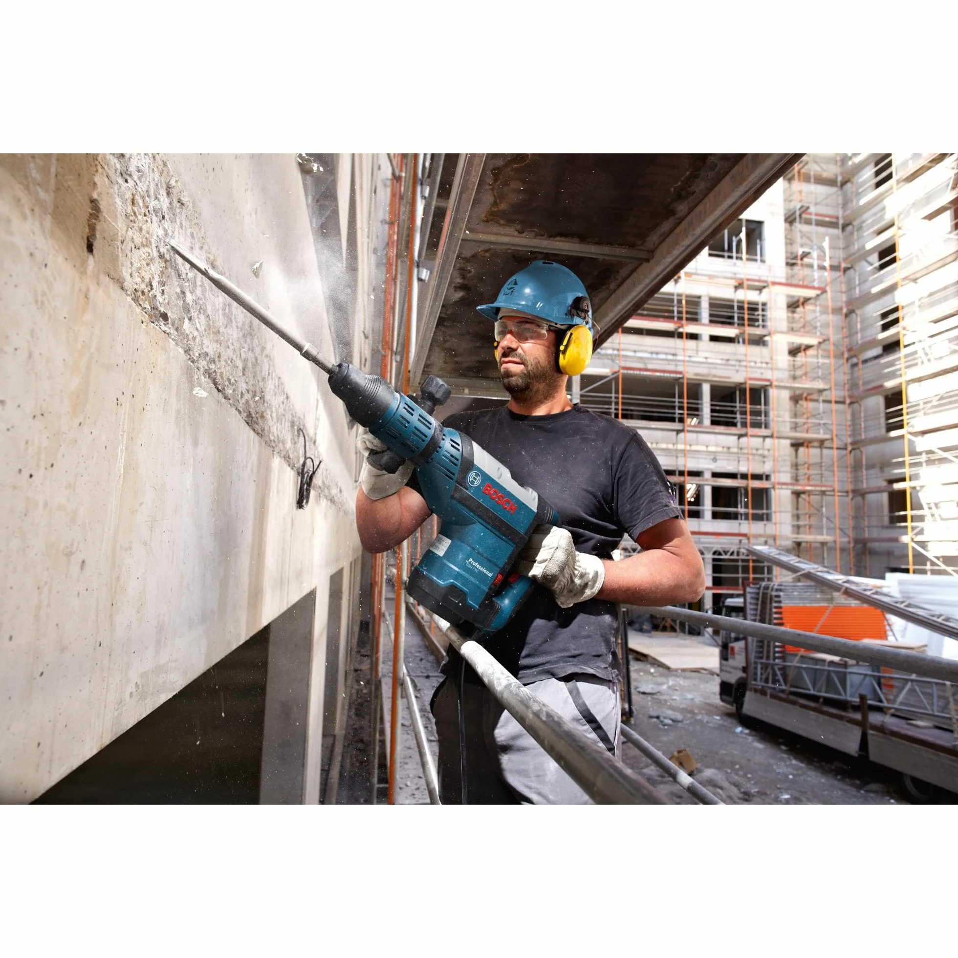 Bosch Professional: młot udarowy GSH 7 VC (rękojeść dodatkowa, szpicak, smar w tubie, walizka)