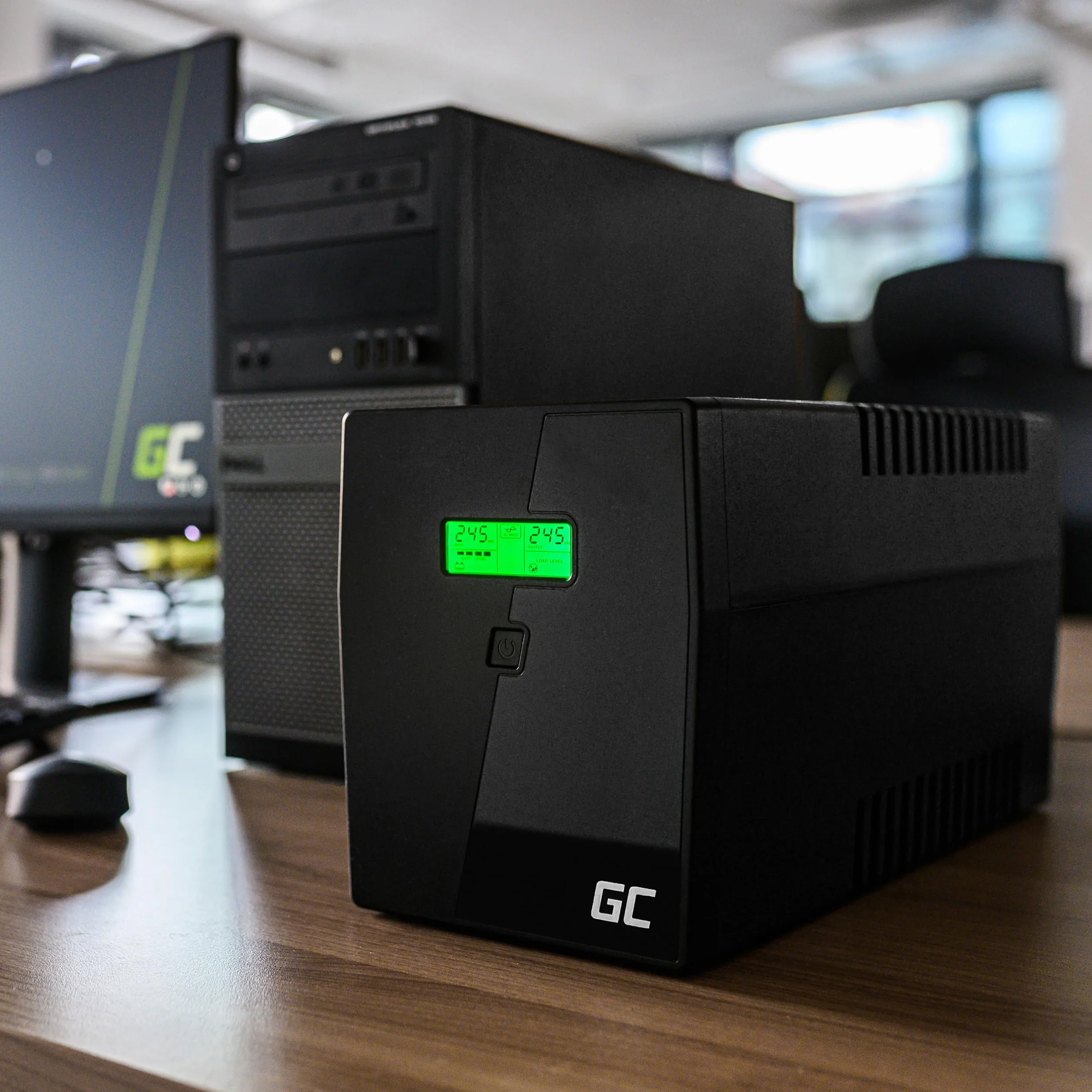 Green Cell UPS 1500VA 900W Line-Interactive AVR 230V 4x Schuko Zasilacz Awaryjny z wyświetlaczem LCD