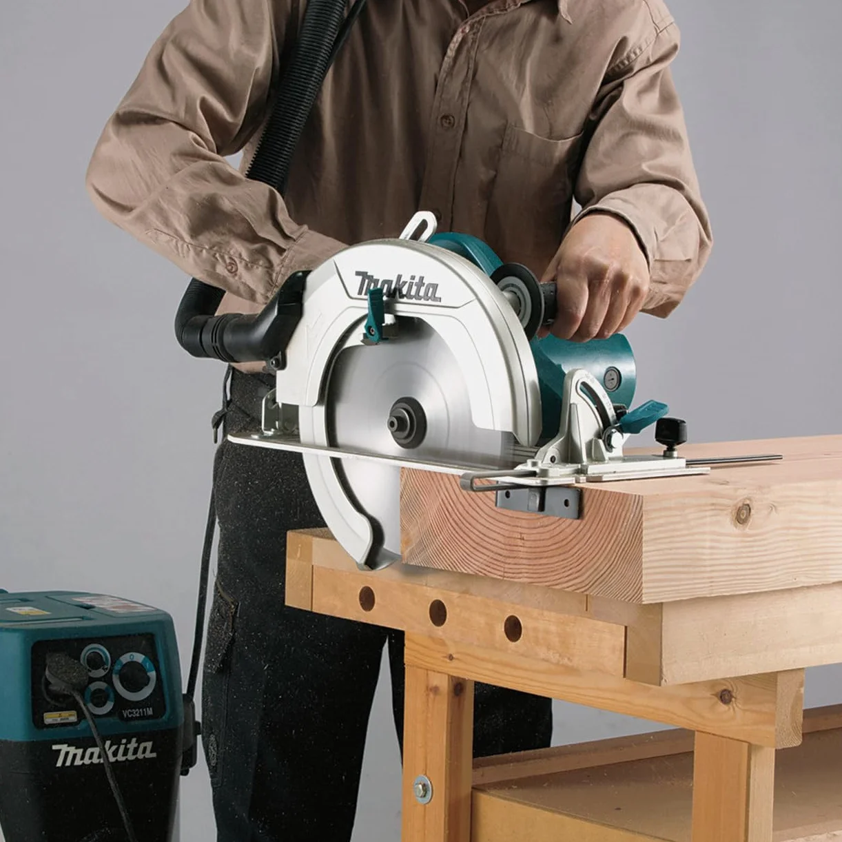 Makita HS0600 Pilarka Tarczowa, Niebieski/Srebrny, 2000W 240V