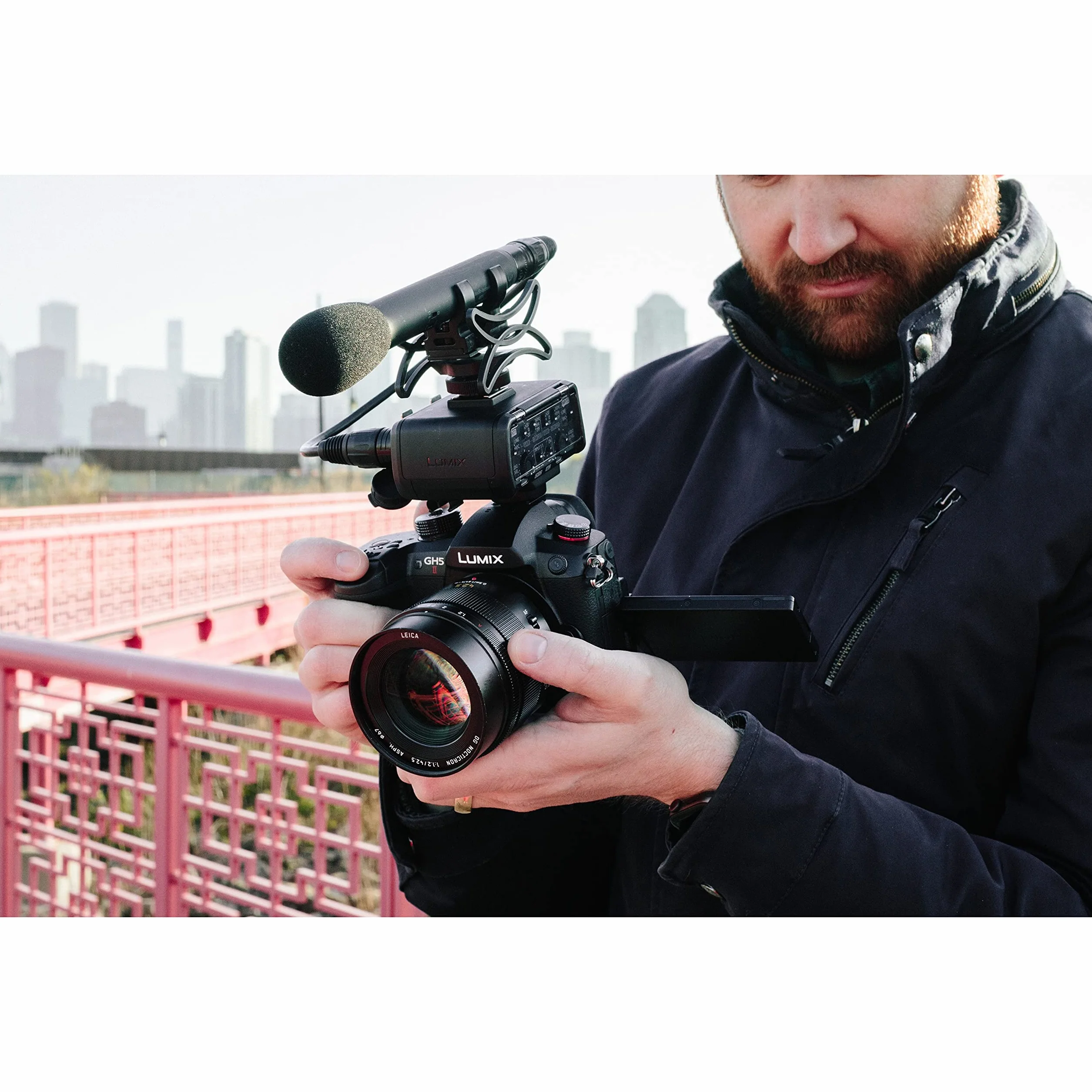 Panasonic Lumix DC-GH5M2M hybrydowy aparat bezlusterkowy 20.3MP 12-60mm F3.5-5.6 czarny
