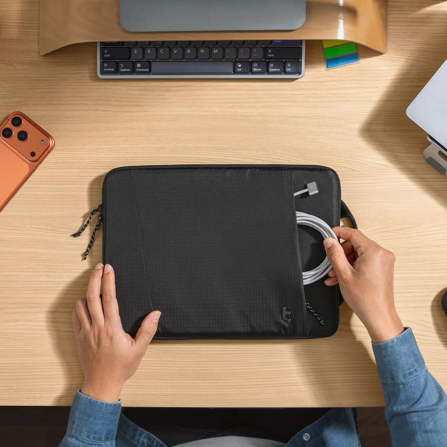 tomtoc Etui do nowego 13-calowego MacBook Air