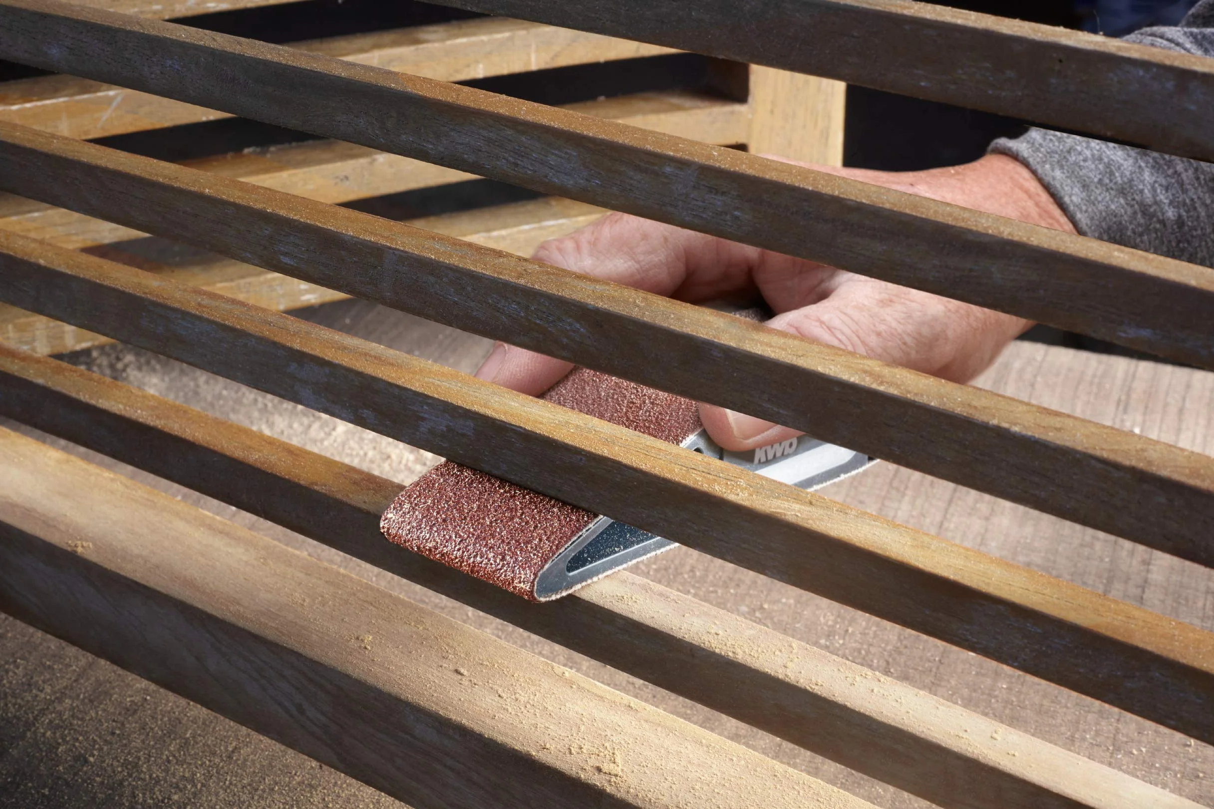 kwb Szlifierka ręczna 40 x 303 mm/do użytku z różnymi rodzajami taśm szlifierskich
