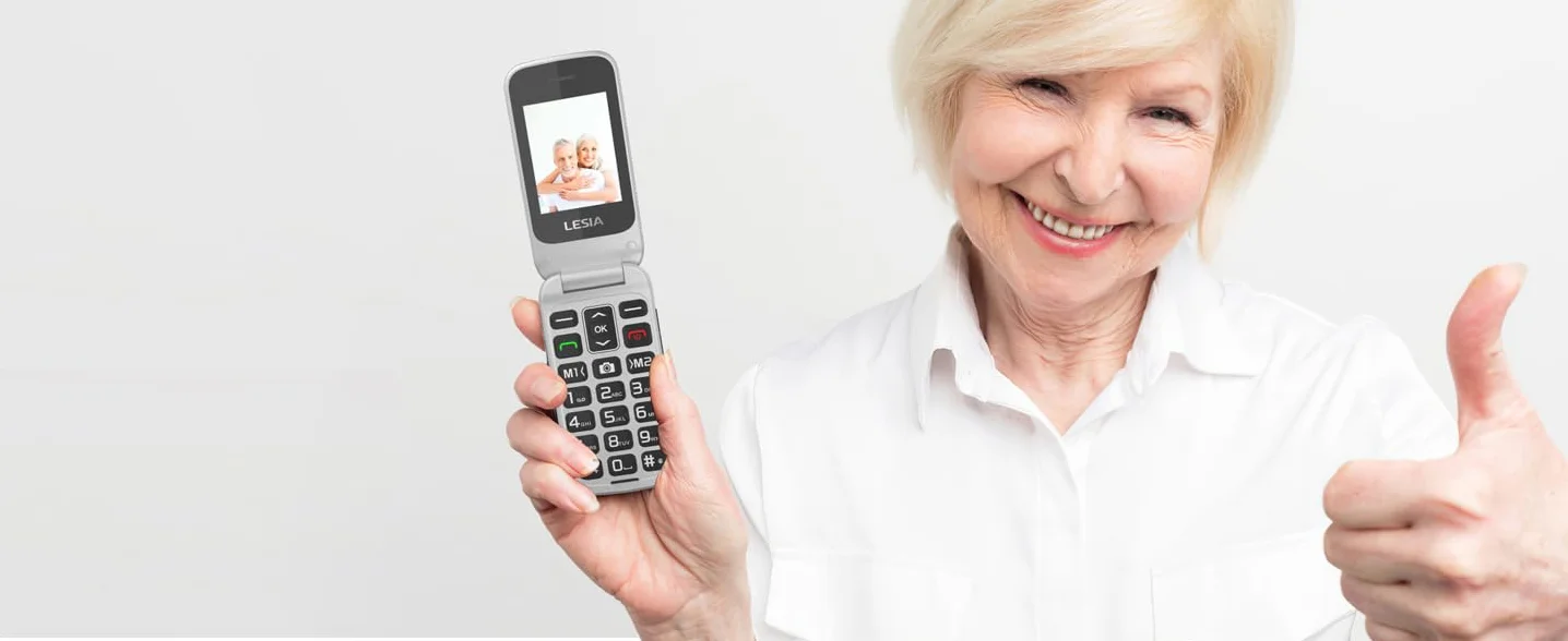 Telefon komórkowy z klapką dla seniorów 4G LTE duże przyciski podwójny ekran 6.1 cm 4.5 cm odblokowany