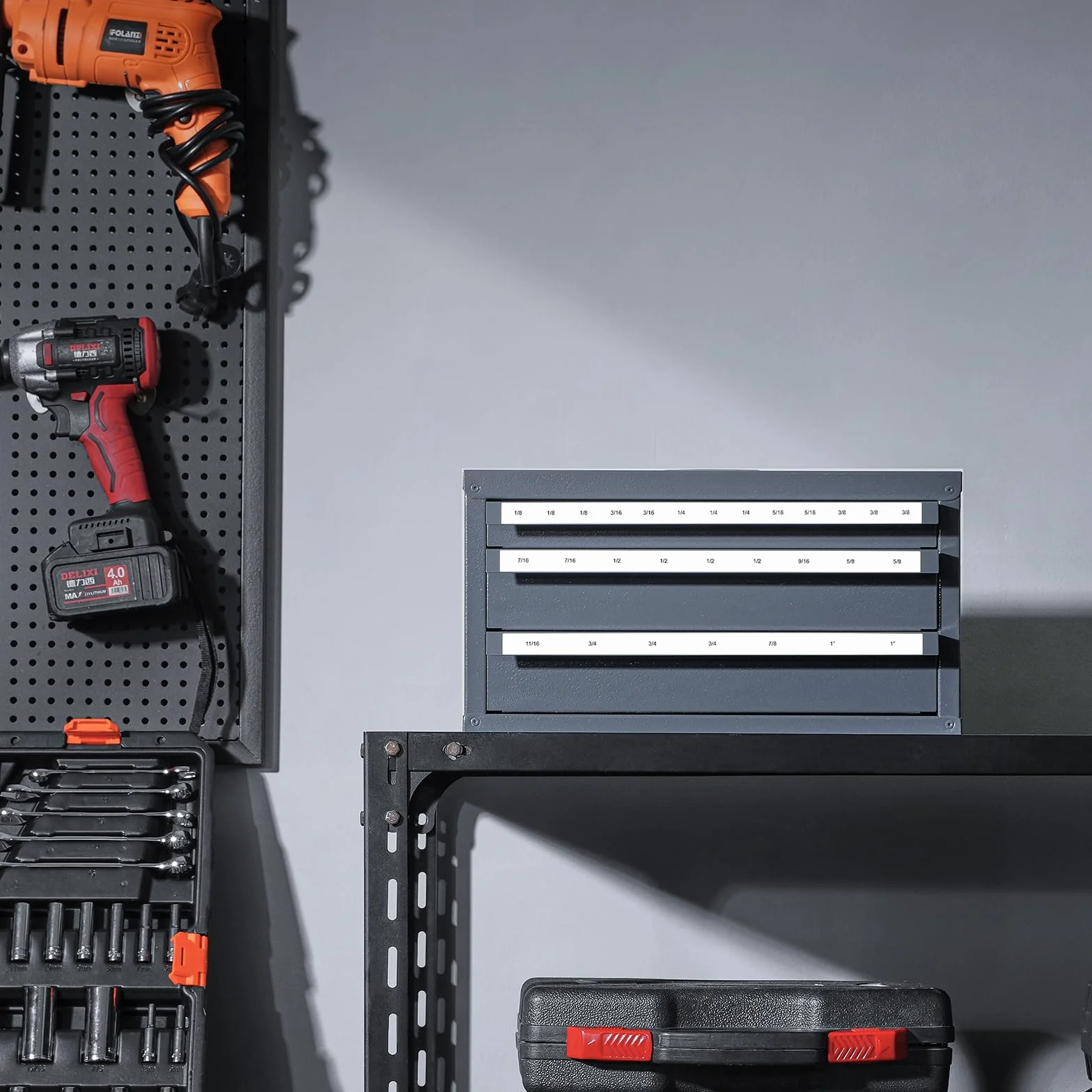VEVOR Szafka z dozownikiem frezów trzpieniowych, szafka z trzema szufladami, organizer na frezy 1/20.3 cm do 2.5 cm, stalowy organizer z etykietami, 29-komorowy do układania w stos, do przechowywania