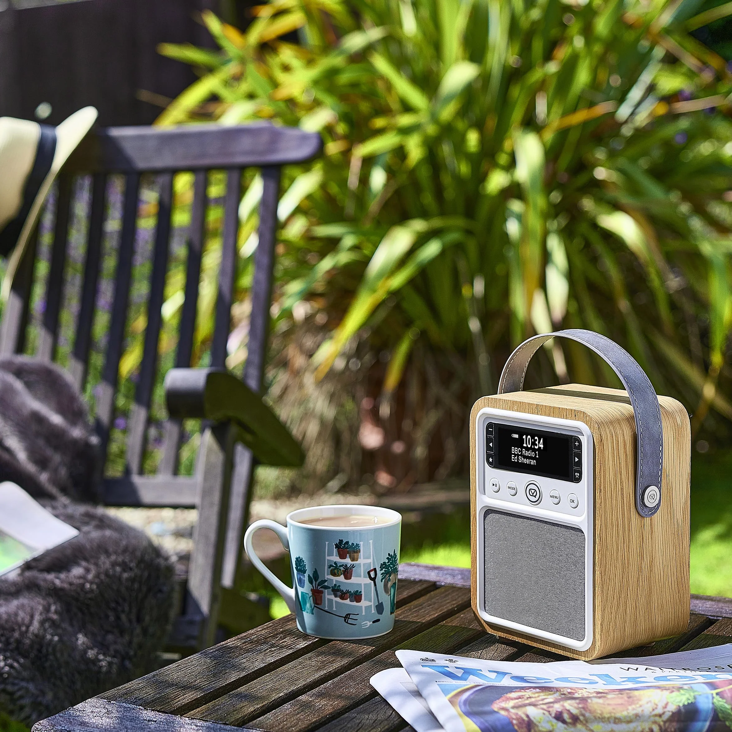 VQ Monty Dab Plus/Dab Radio z Bluetooth, FM i Funkcją Budzika - Zasilane z Sieci i Baterii Przenośne Radio z Anteną, Gniazdkiem Słuchawkowym i Portem Usb do Ładowania - Dąb