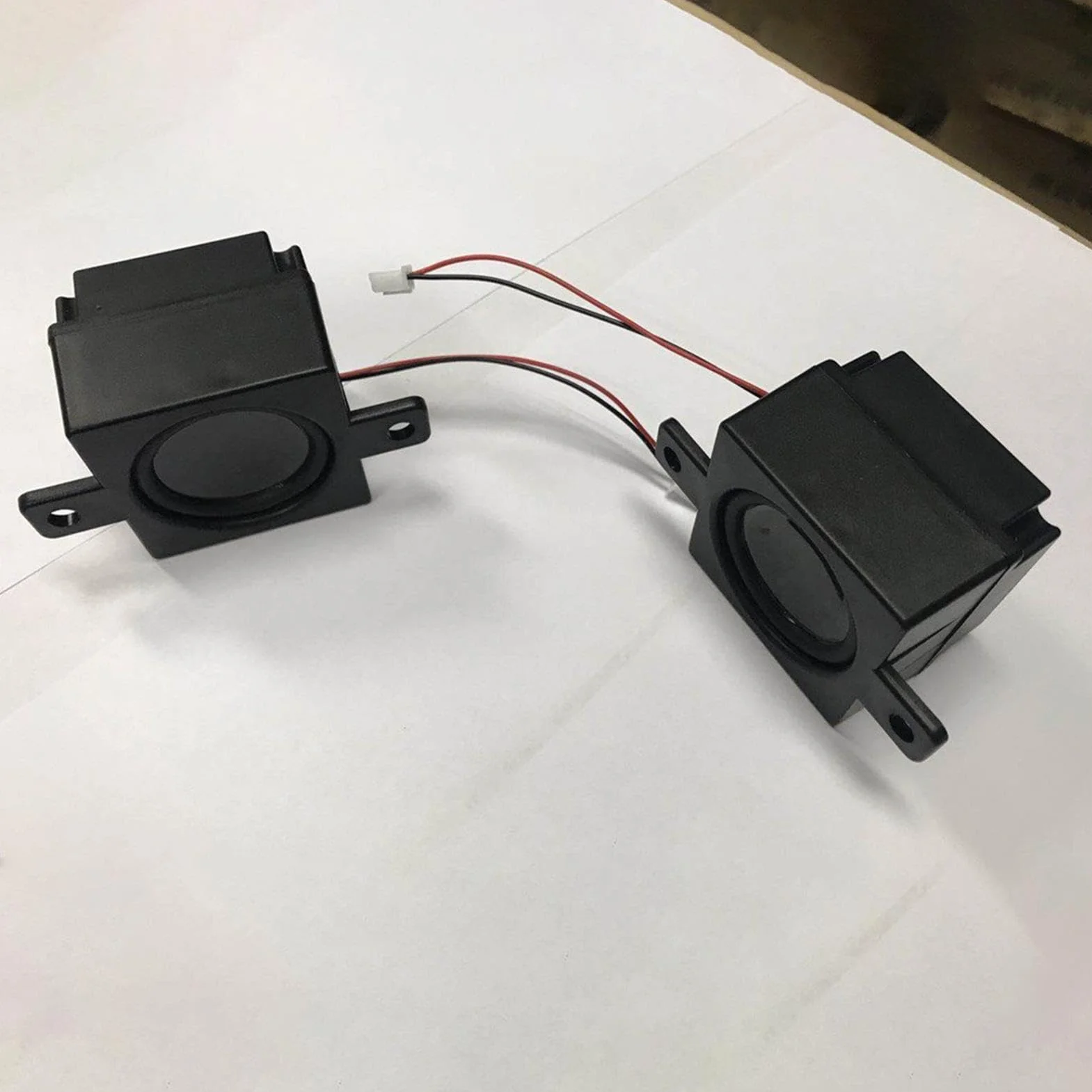 Bass Shaker, audio wzbudnica - Przetwornik głośnika rezonansu na wyraźne dźwięk - Urządzenie audio, podręcznik dotykowy, antywibracja, mały subwoofer do salonu, sypialni, biur