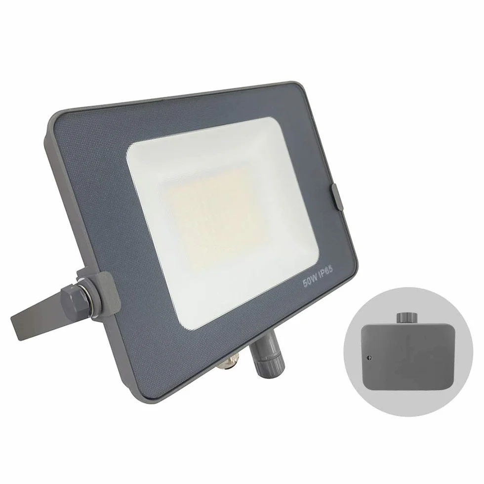 Lampy solarne zewnętrzne, 4500-5000 lms, IP65 z fotokomórką czujnikiem zmierzchu do świtu, energooszczędna lampa bezpieczeństwa, trójkolorowa(50 Watts)