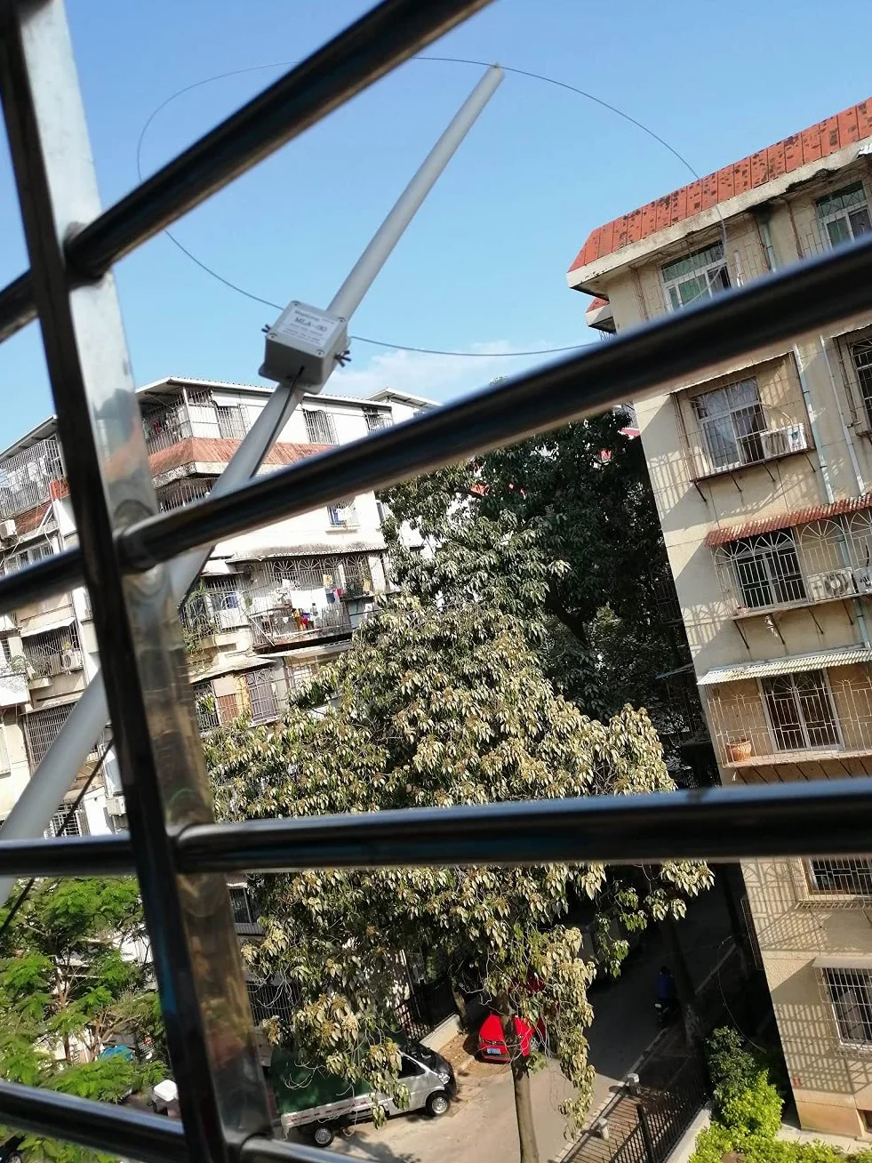 MLA-30 Plus Aktywna antena pierścieniowa 0,5-30 MHz odbiorcza krótkofalowa