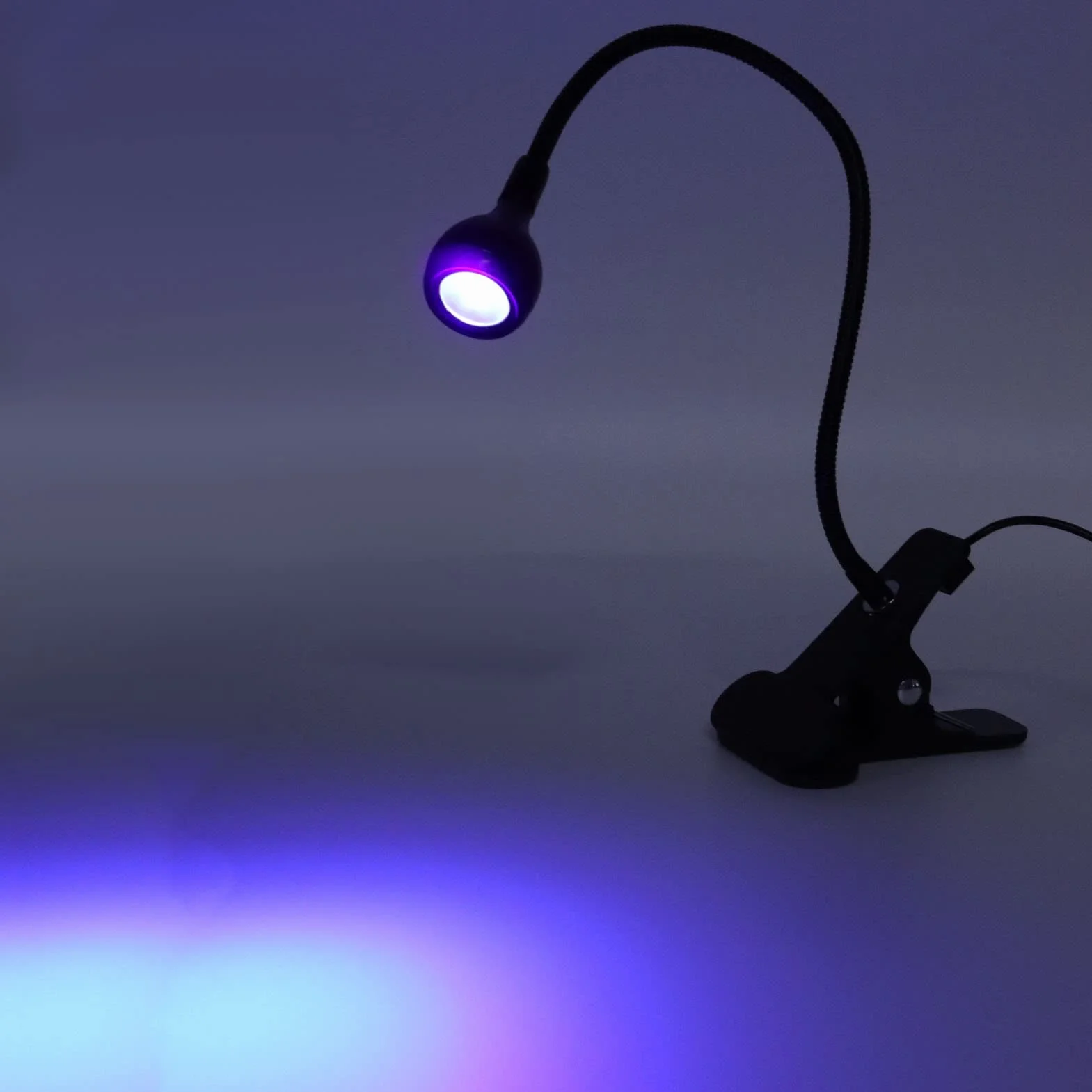 Lampa do utwardzania klejem UV, Przenośne, elastyczne lampy LED 360 ° USB 3W, koraliki UV z gęsią szyją i zaciskiem, Mini lampka biurkowa do paznokci żelowych, naprawy telefonów, wykrywania