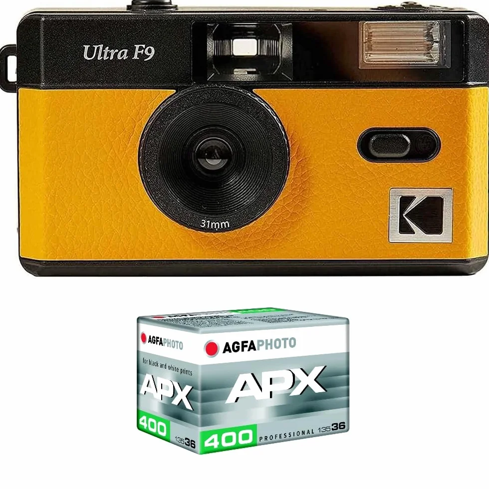 KODAK Zestaw F9 Srebrny + Łupek 400 ASA - 35 mm Żółty aparat ładowalny, stały obiektyw szerokokątny, wizjer optyczny, wbudowany błysk + folia APX 00, 36 pozycji
