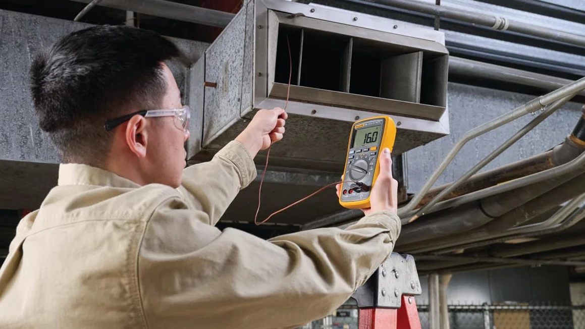 Fluke 17B + cyfrowy multimeter