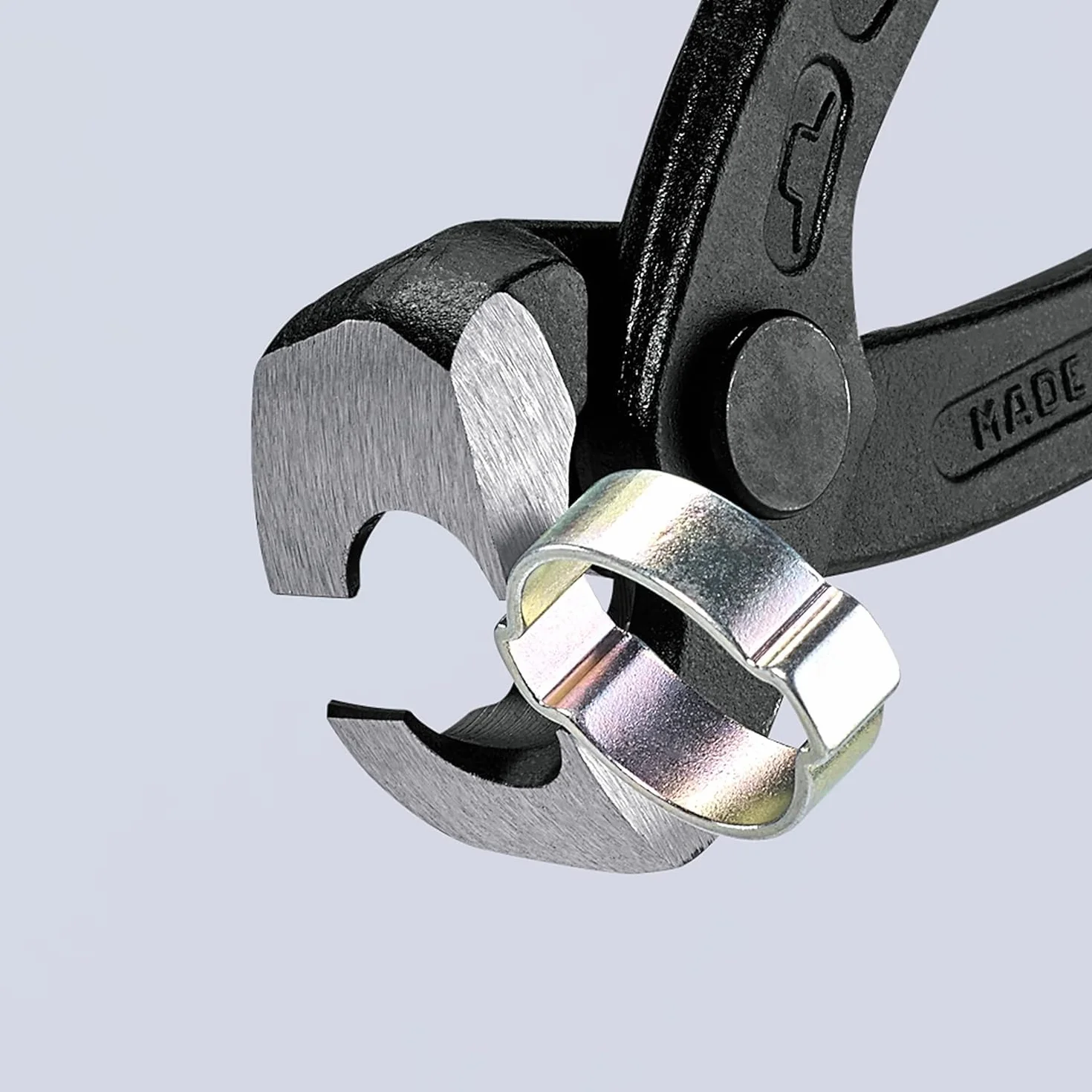 KNIPEX Szczypce do obejm z uchem w opakowaniu z zawieszką z tworzywa sztucznego, powlekane 220 mm, 10 99 I220 SB