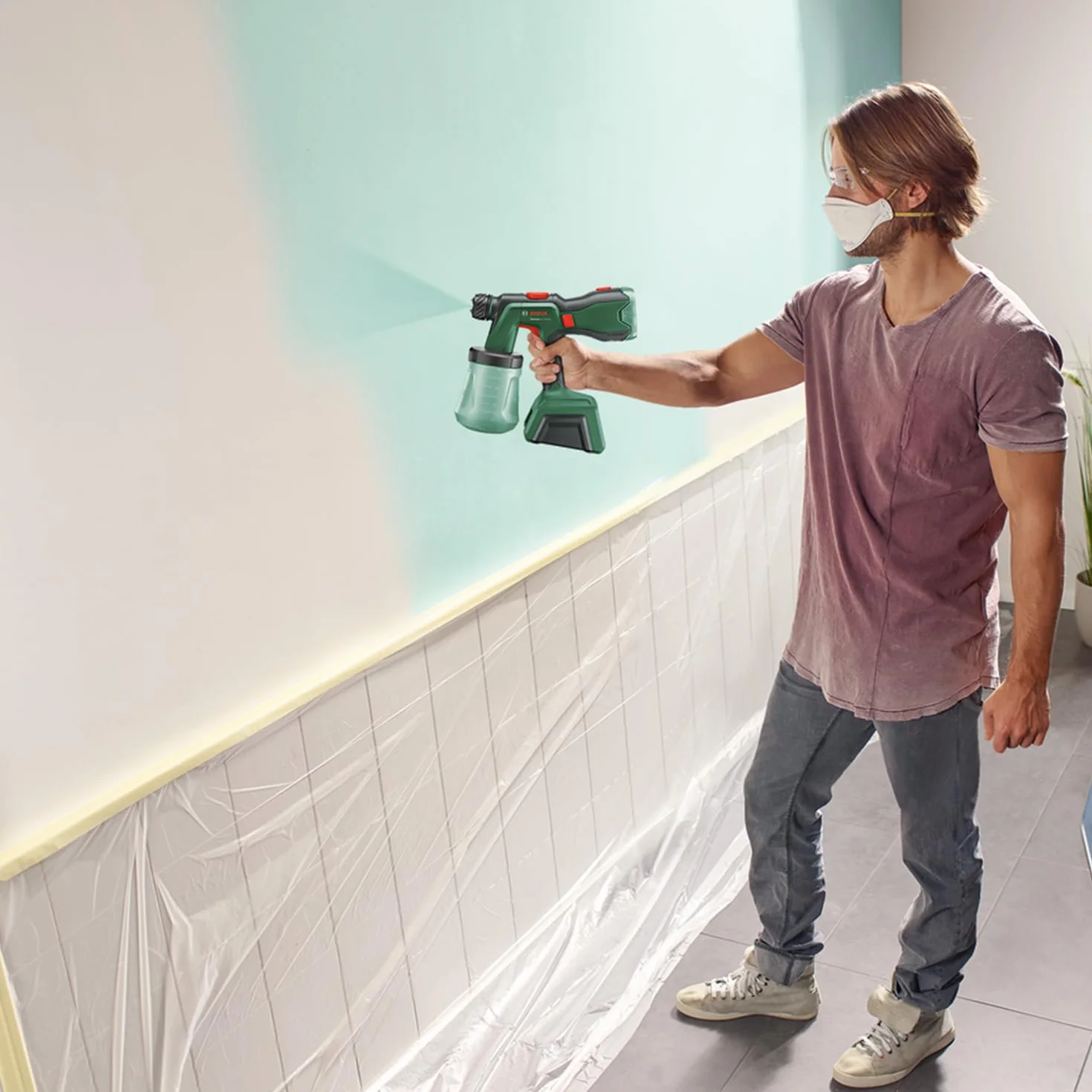 Bosch akumulatorowy pistolet natryskowy AdvancedSpray 18V-500 (do farb dyspersyjnych/lateksowych, lazur i lakierów, 3m²/min, 2 pojemniki 1 200 ml, akum. 4Ah i ładowarka)