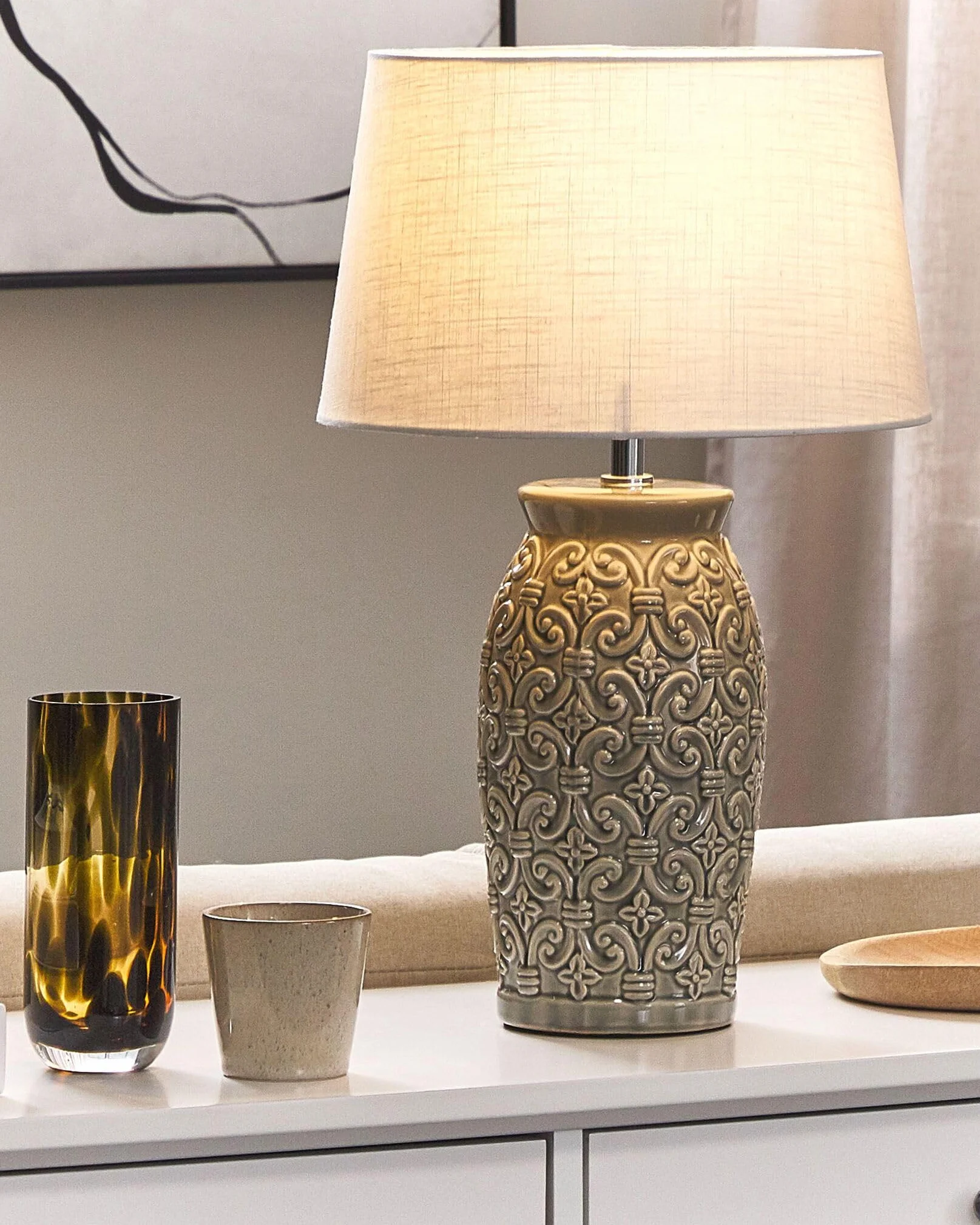 Elegancka lampa stołowa nocna ceramiczna szara z białym abażurem Khoper