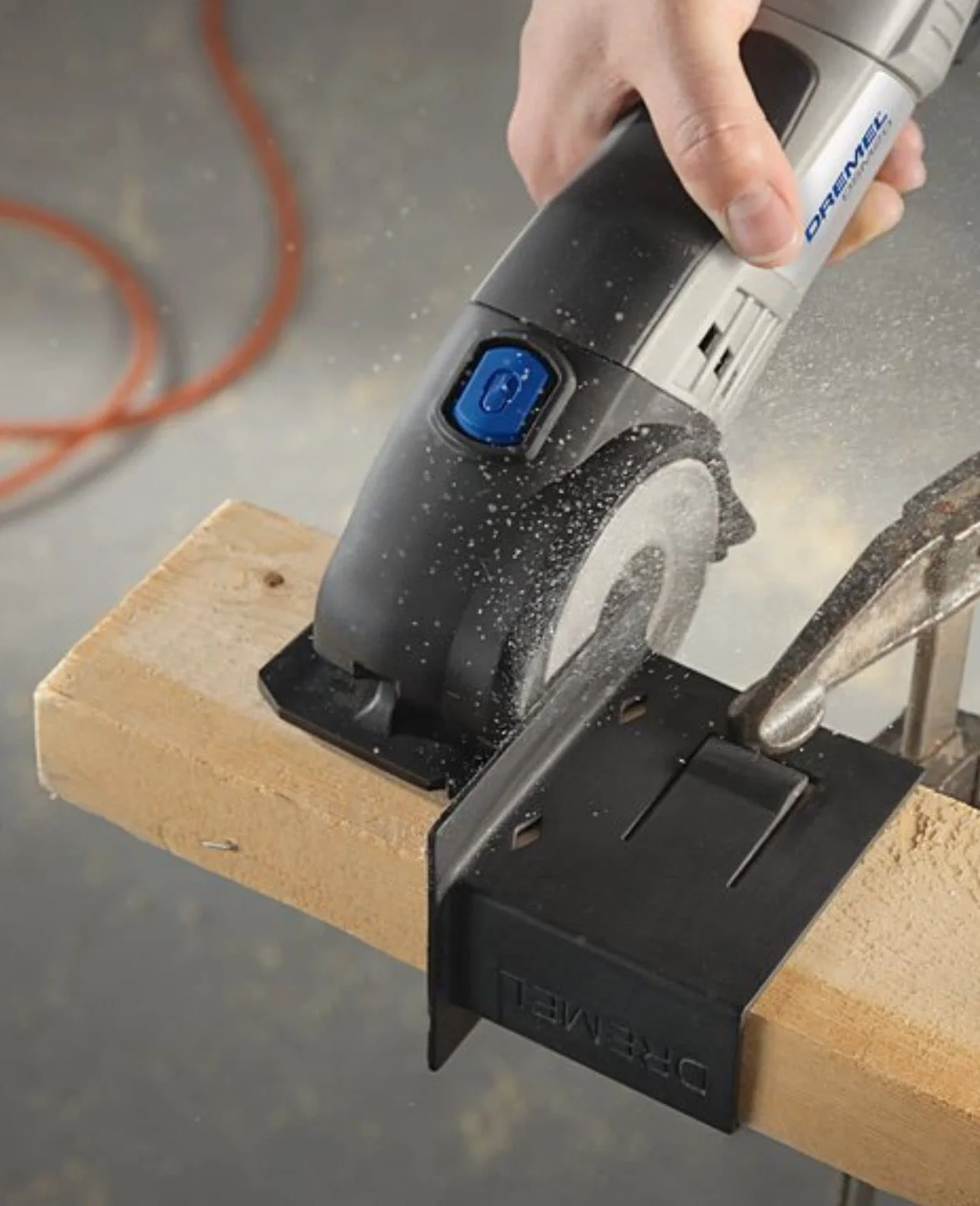 DREMEL DSM20 uniwersalna tarcza tnąca z węglika do cięcia równo (DSM600)