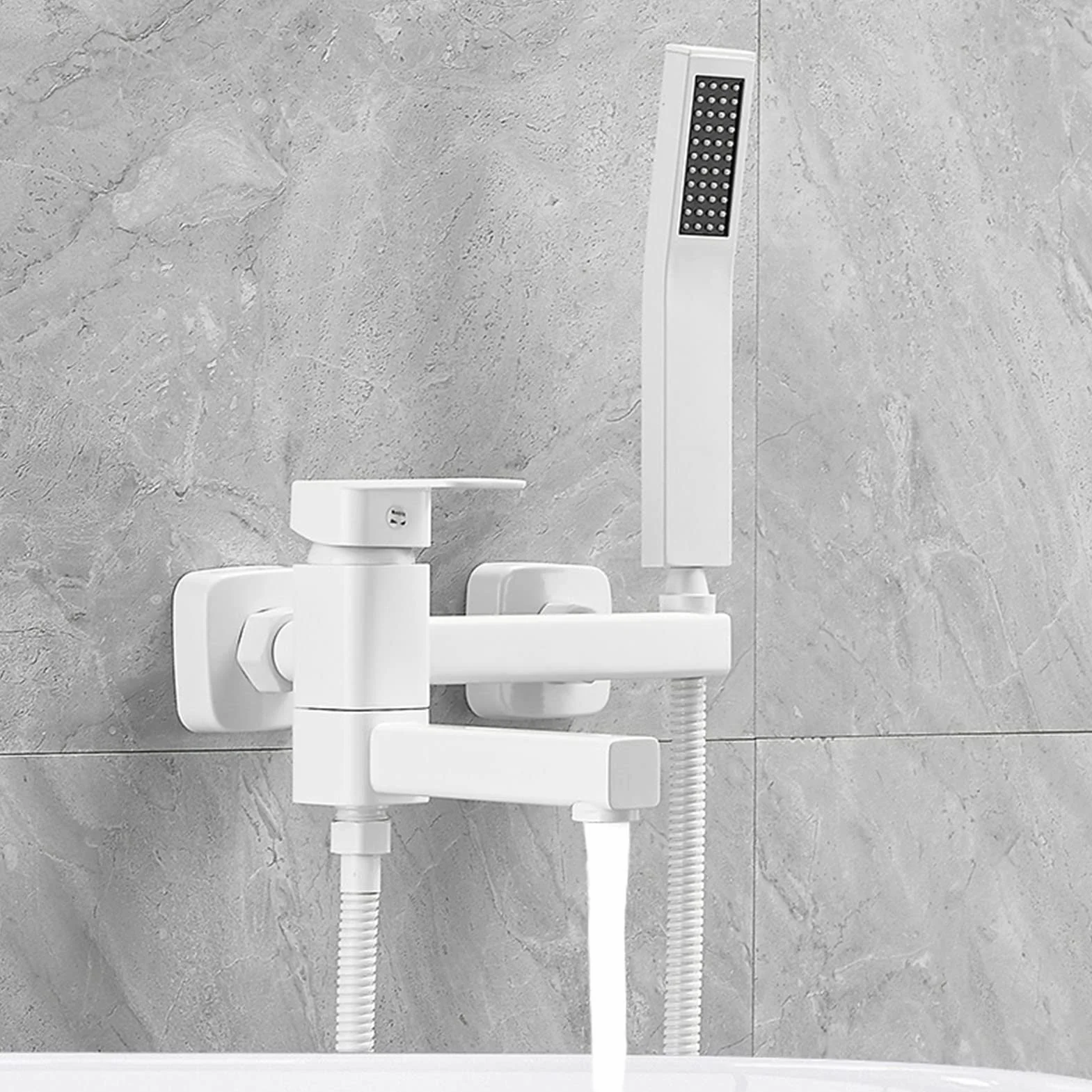 Bateria wannowa z prysznicem ręcznym, biała, montaż ścienny, wylewka wannowa z prysznicem ręcznym, obrotowa wylewka wannowa 180°, nowoczesna bateria wannowa z jednym uchwytem, zestaw baterii natrysk
