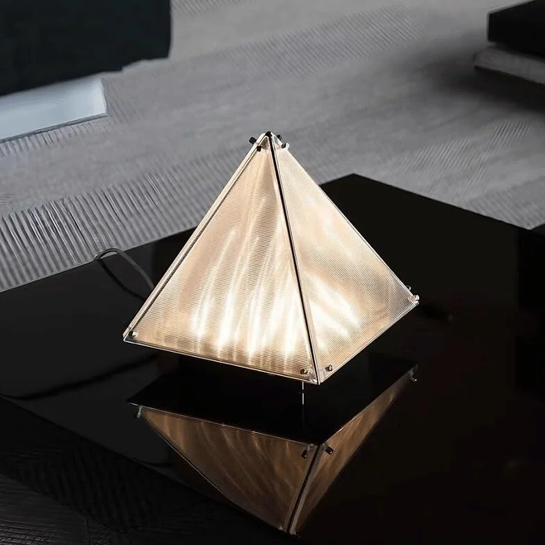 Lampa Stołowa Lampa biurkowa Minimalistyczny design Sypialnia Lampka nocna Salon Podłoga Romantyczna lampka na biurko | Elegant glass & steel desk lamp creates warm ambiance. Perfect for bedside, office, or study.