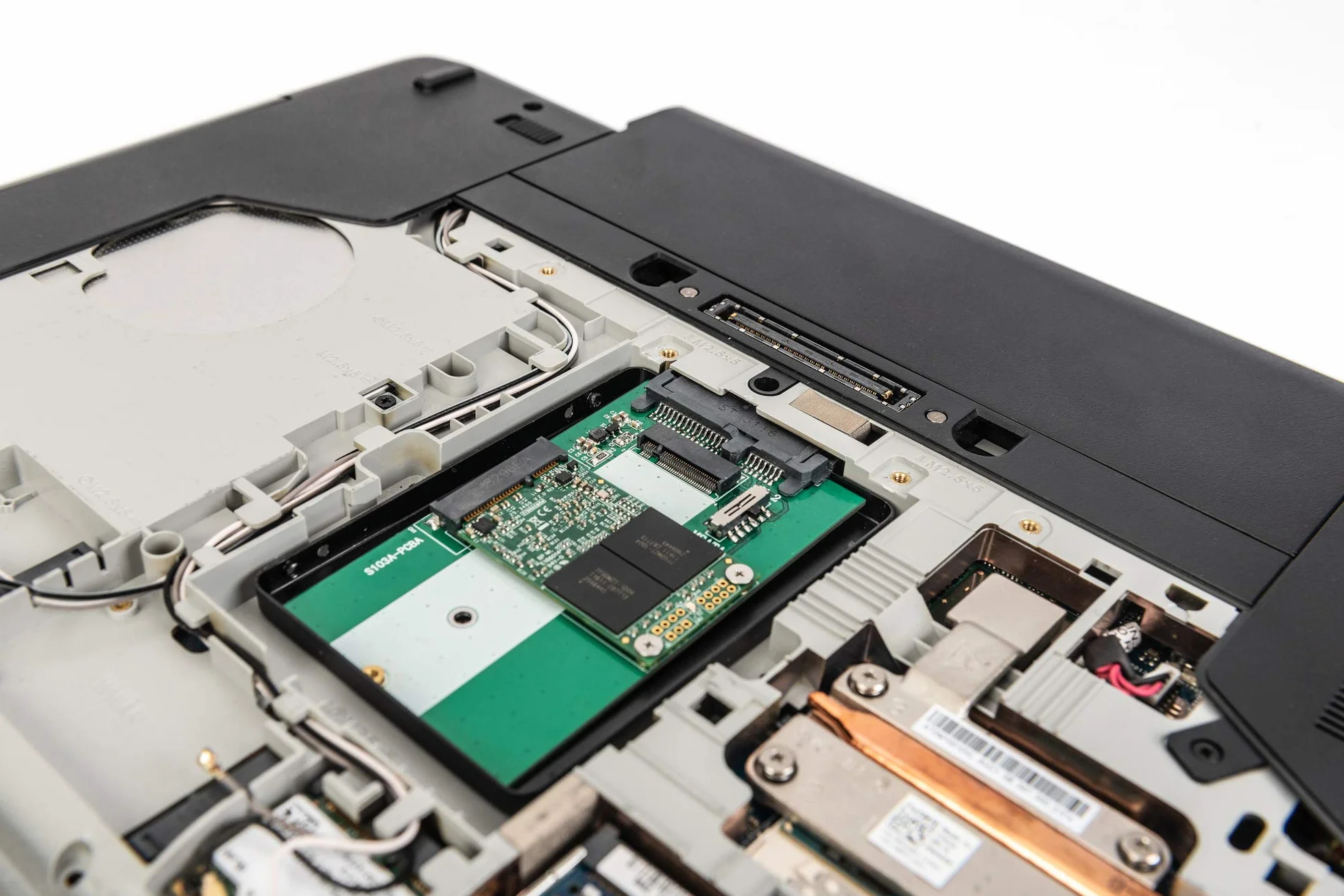 DIGITUS 2.5" adapter dysku twardego SATA do SSD M.2 mSATA SATA III 6 Gbit/s Czarny