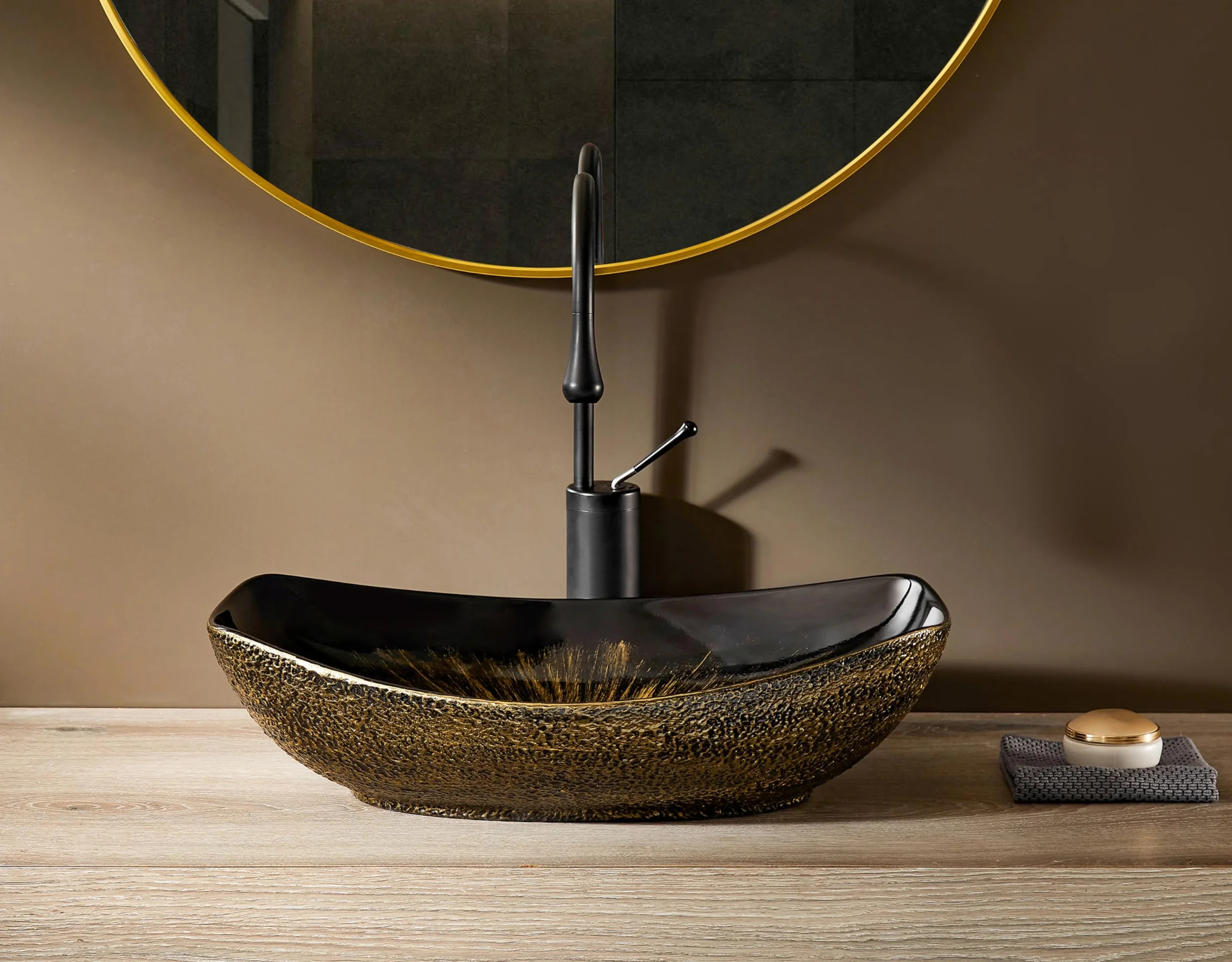 MEJE Umywalka Łazienkowa Nad Blatem 56,5 x 40 cm Porcelanowa Ceramiczna Złota Vintage