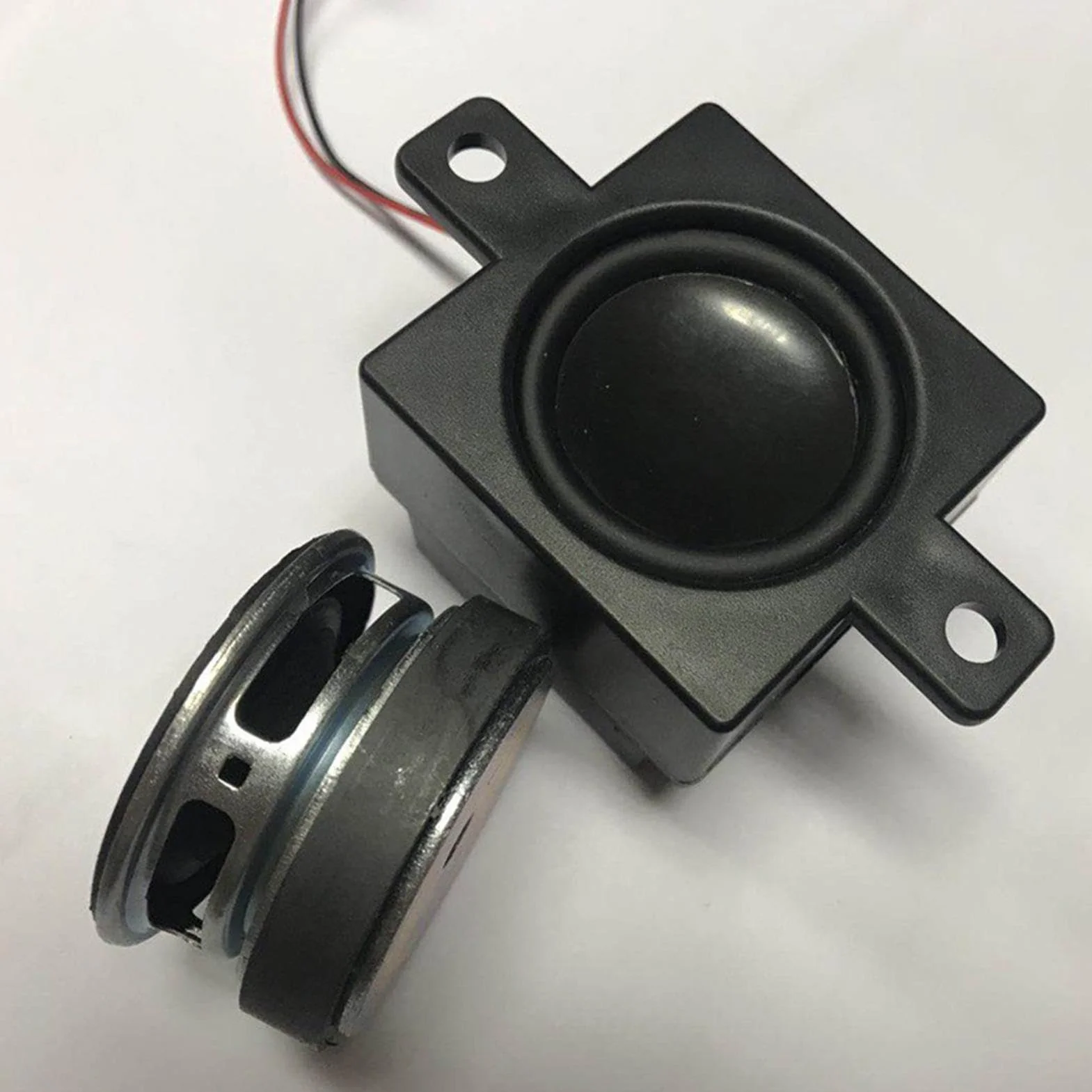 Bass Shaker, audio wzbudnica - Przetwornik głośnika rezonansu na wyraźne dźwięk - Urządzenie audio, podręcznik dotykowy, antywibracja, mały subwoofer do salonu, sypialni, biur