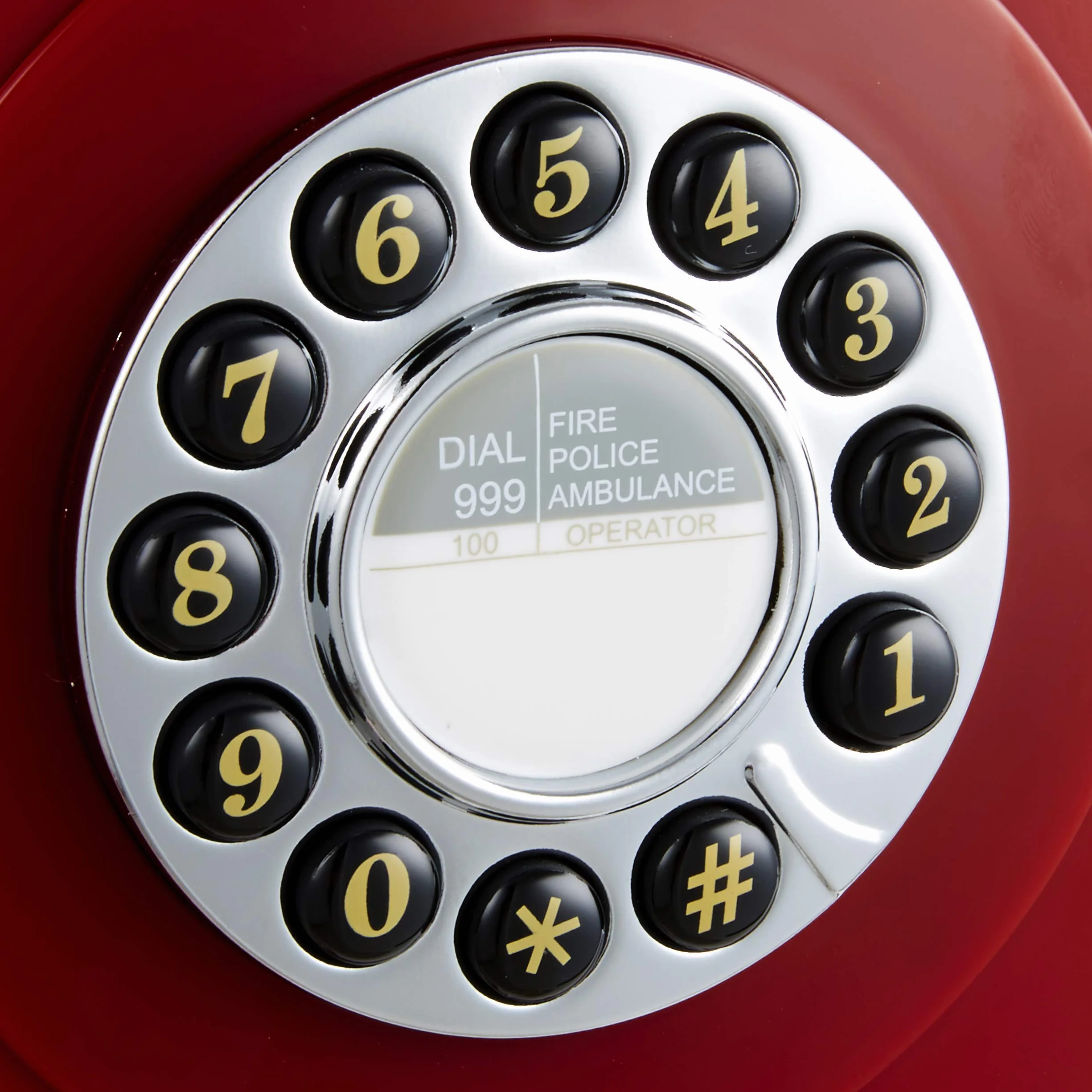 GPO 746WALL Retro telefon stacjonarny na ścianę, czerwony, z autentycznym dzwonkiem