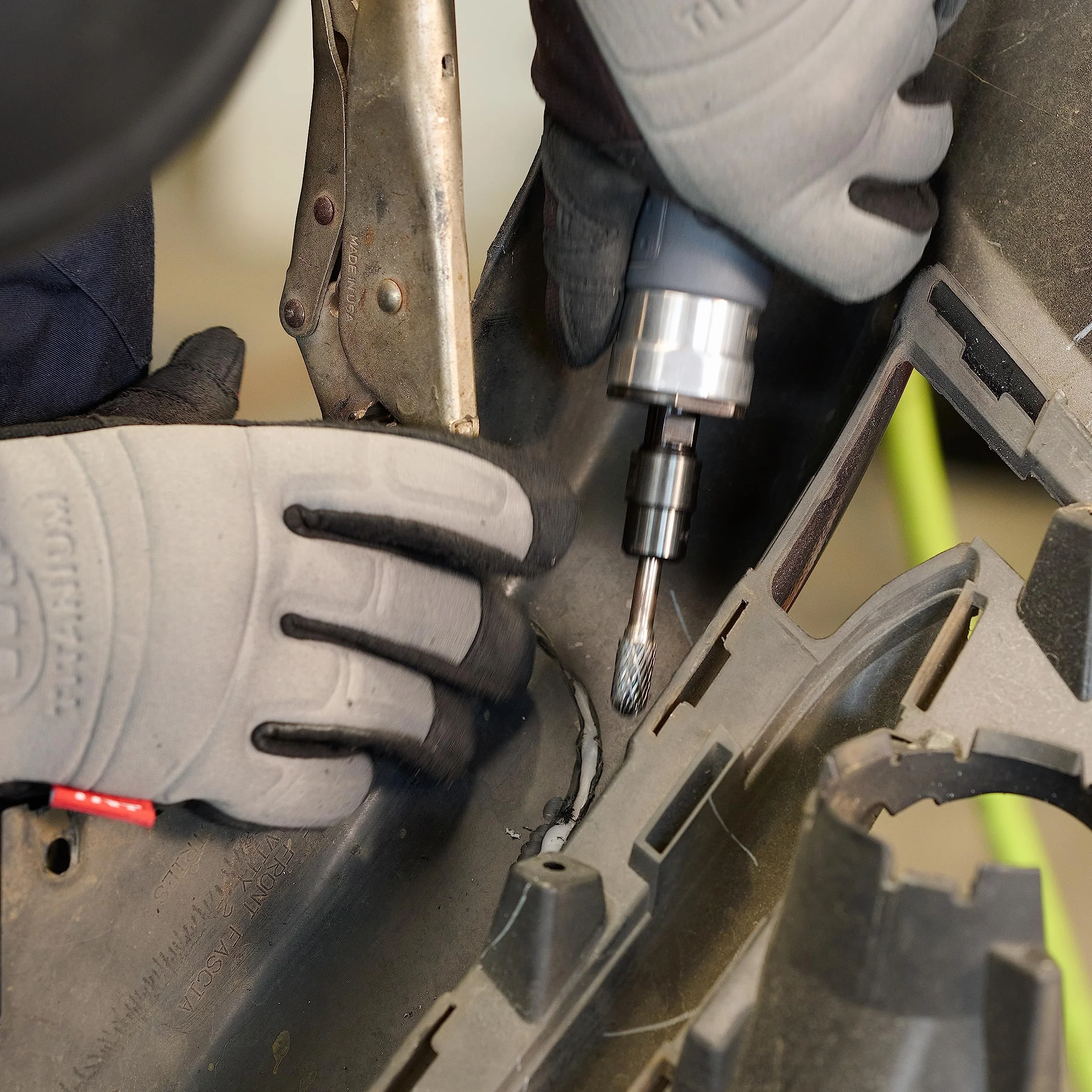 Ingersoll Rand Szlifierka Pneumatyczna 308B-M, 6 mm, szlifierka z tuleją zaciskową, Elektronarzędzia Pneumatyczne z 25.000 obr/min i 250 W