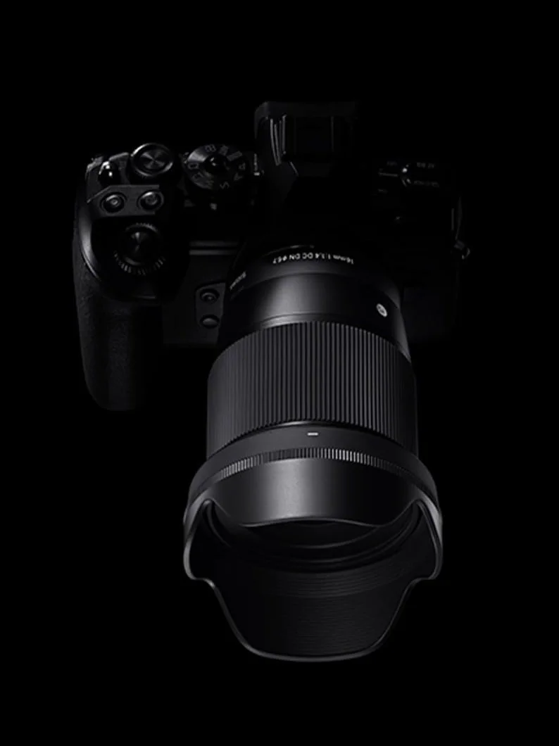 Sigma Obiektyw 16 mm F1.4 DC DN Sony-E