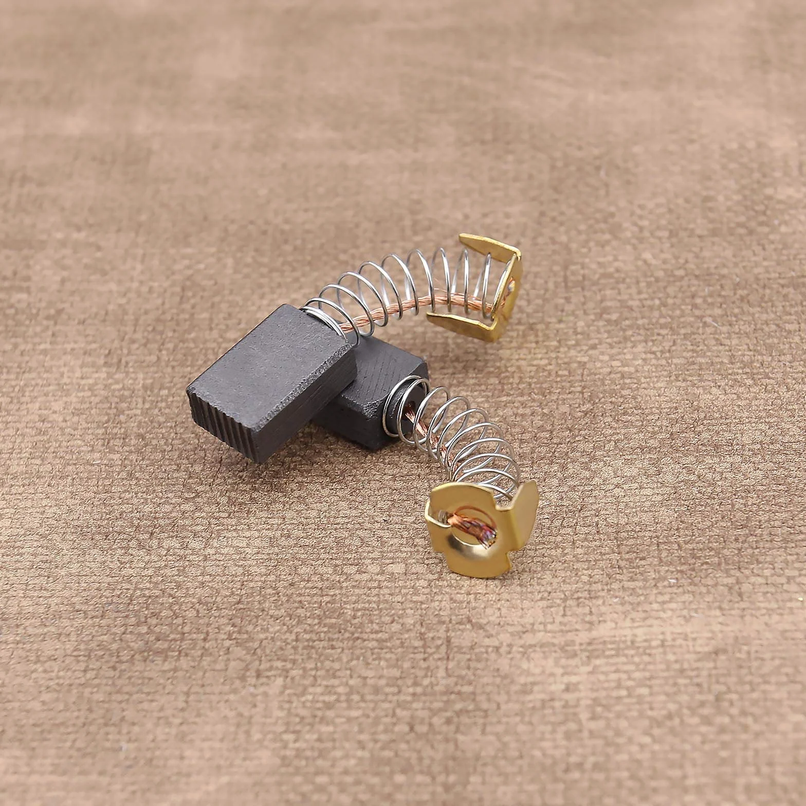 4 pary szczotki węglowe do silnika CB103 6 x 10 x 16 mm kompatybilne z HM0810 181030 części zamienne do narzędzi elektrycznych