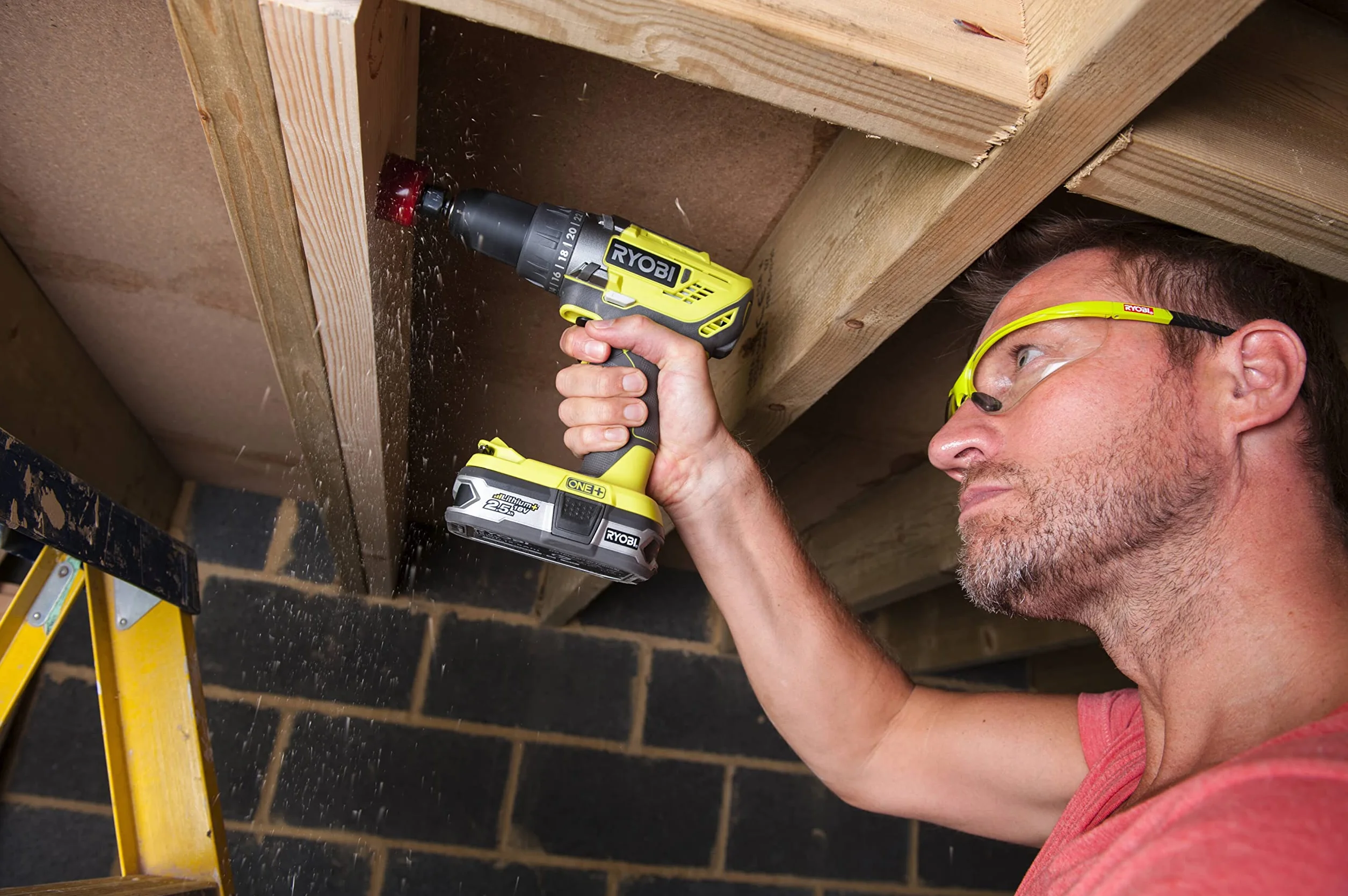 RYOBI Perceuse-visseuse sans fil - 18 V 2 Ah