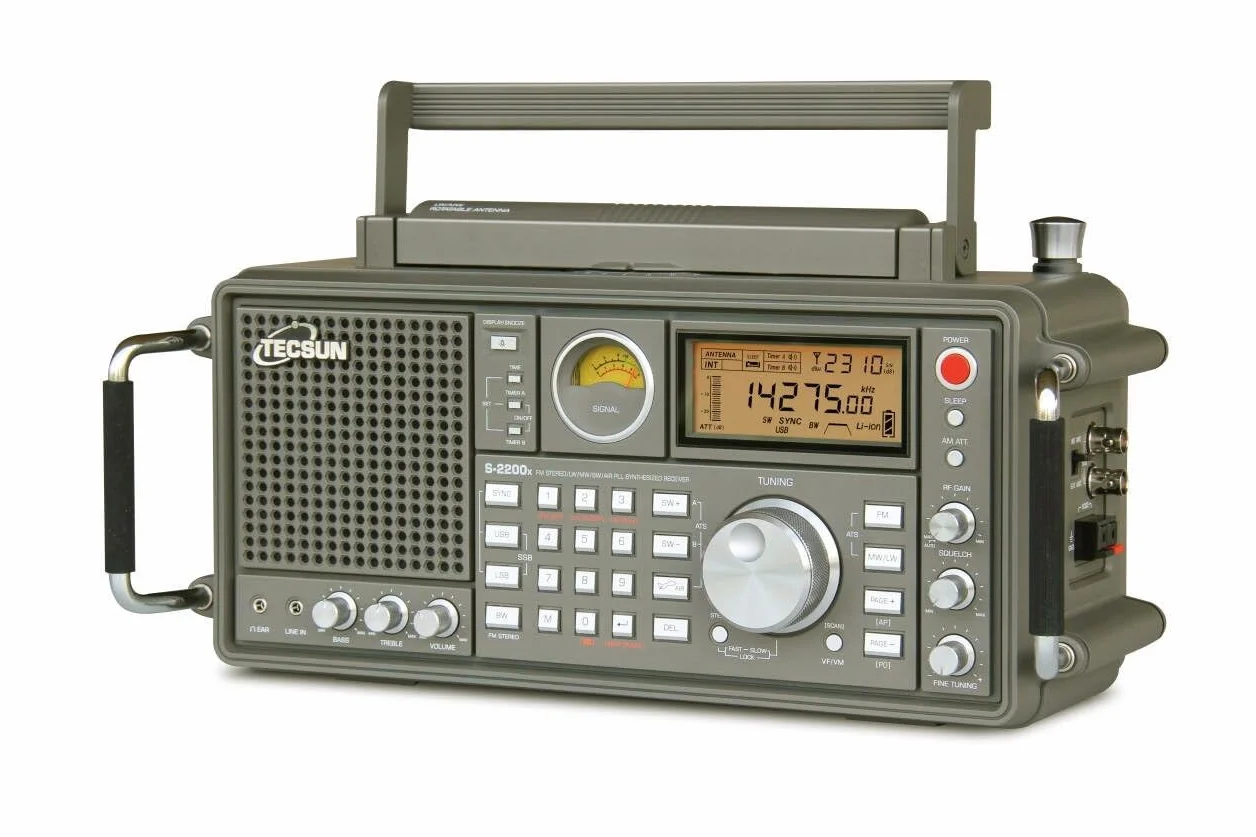 Tecsun S-2200-X, potrójna konwersja, DSP, odbiór multimodowy, wyświetlacz LCD