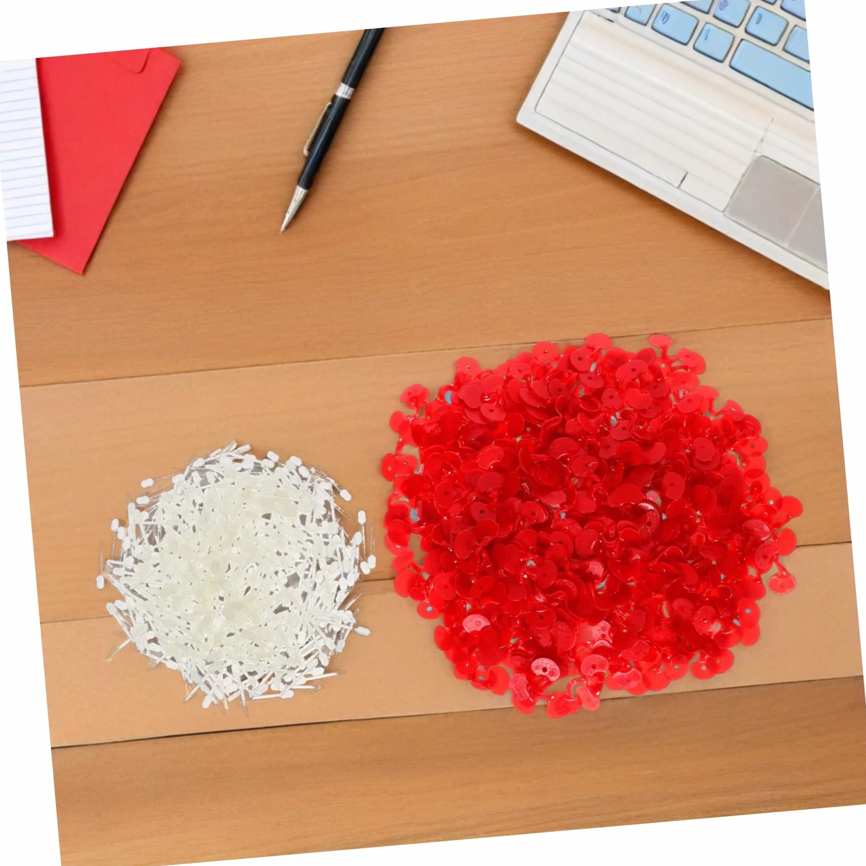 1000 Sztuk Szt Plastikowe Okulary dla Drobiu Ergonomiczne Antydzióbki Uniwersalne Narzędzia Przeciw Dziobaniu Kur Łatwe Utrzymaniu i Trwałe Okulary Ochronne dla Bażantów i