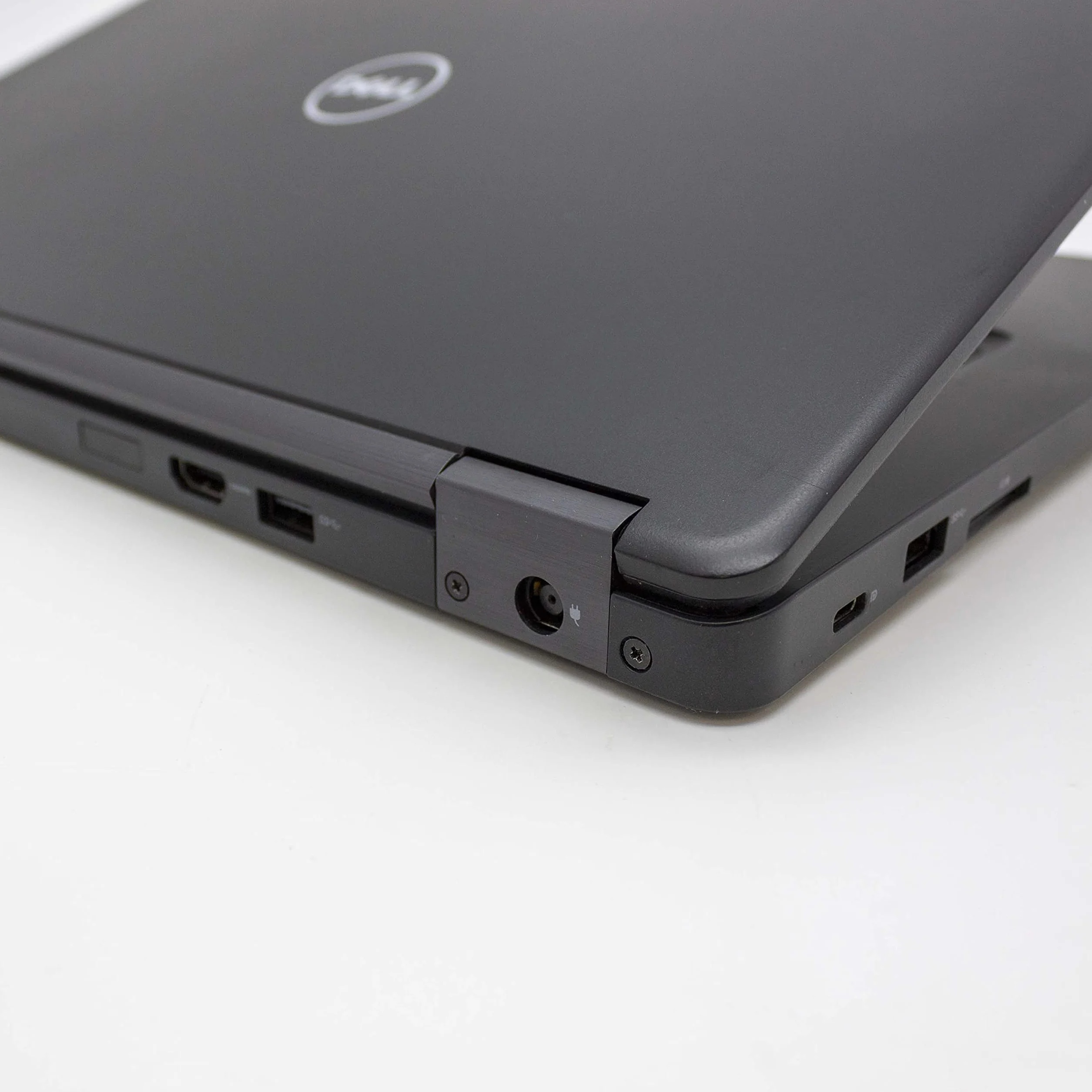 DELL Latitude 5480 Notebook Core i5 14" Full HD 16GB RAM 256GB SSD Windows 11 Pro