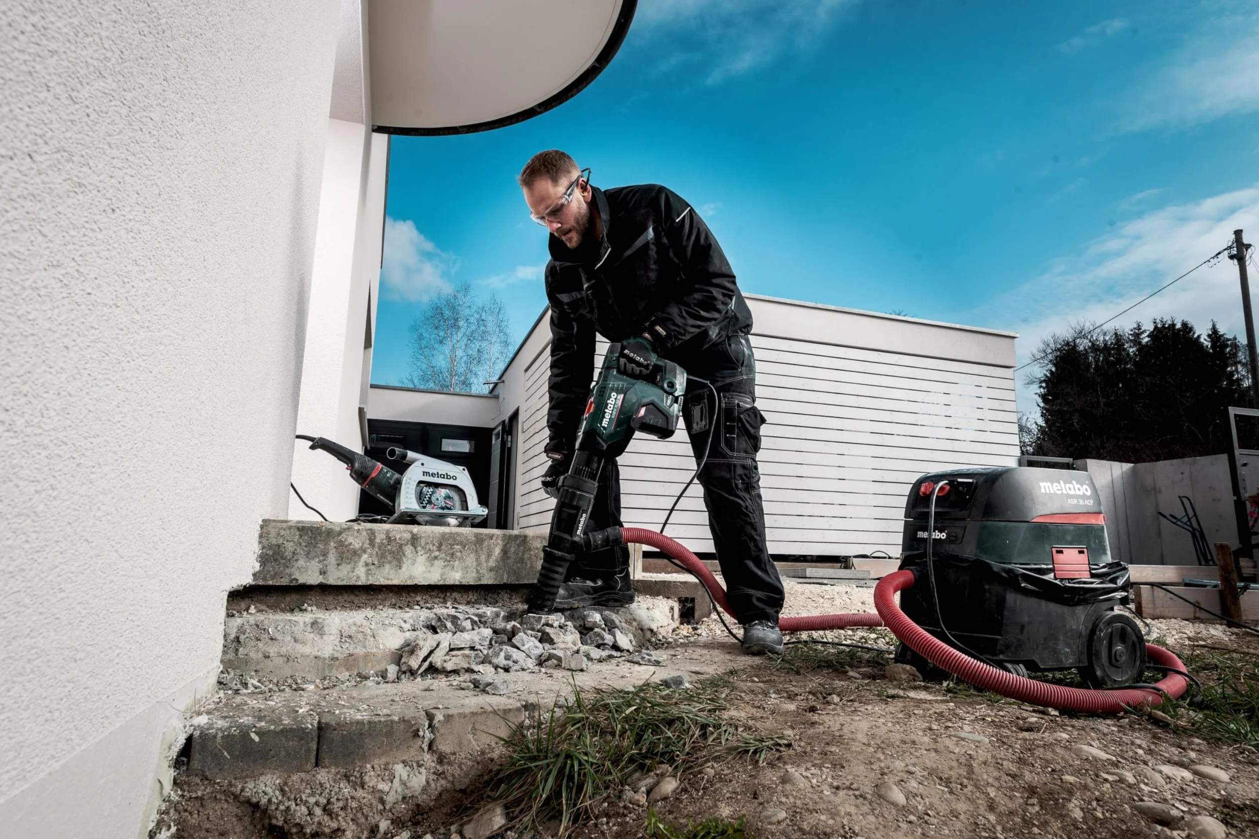 Metabo Młot kombi KHEV 11-52 BL (600767500) walizka z tworzywa sztucznego, maks. energia pojedynczego uderzenia (EPTA): 18,8 J, maksymalna prędkość udaru: 2360 /min, znamionowa moc poboru: 1500 W