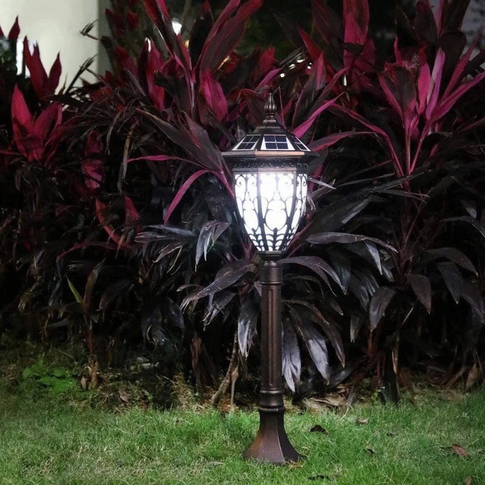 Lampy Ogrodowe, Lampa Solarna, Lampa Na Słupku, Lampa Na Słupku, Lampa Na Trawnik, Patio, Dziedziniec, Zewnętrzny Filar, Lampa Na Słupku, Lampa Podłogowa, Widok Na Willę, Dekoracja Ogrodu, Lampa Na Sł