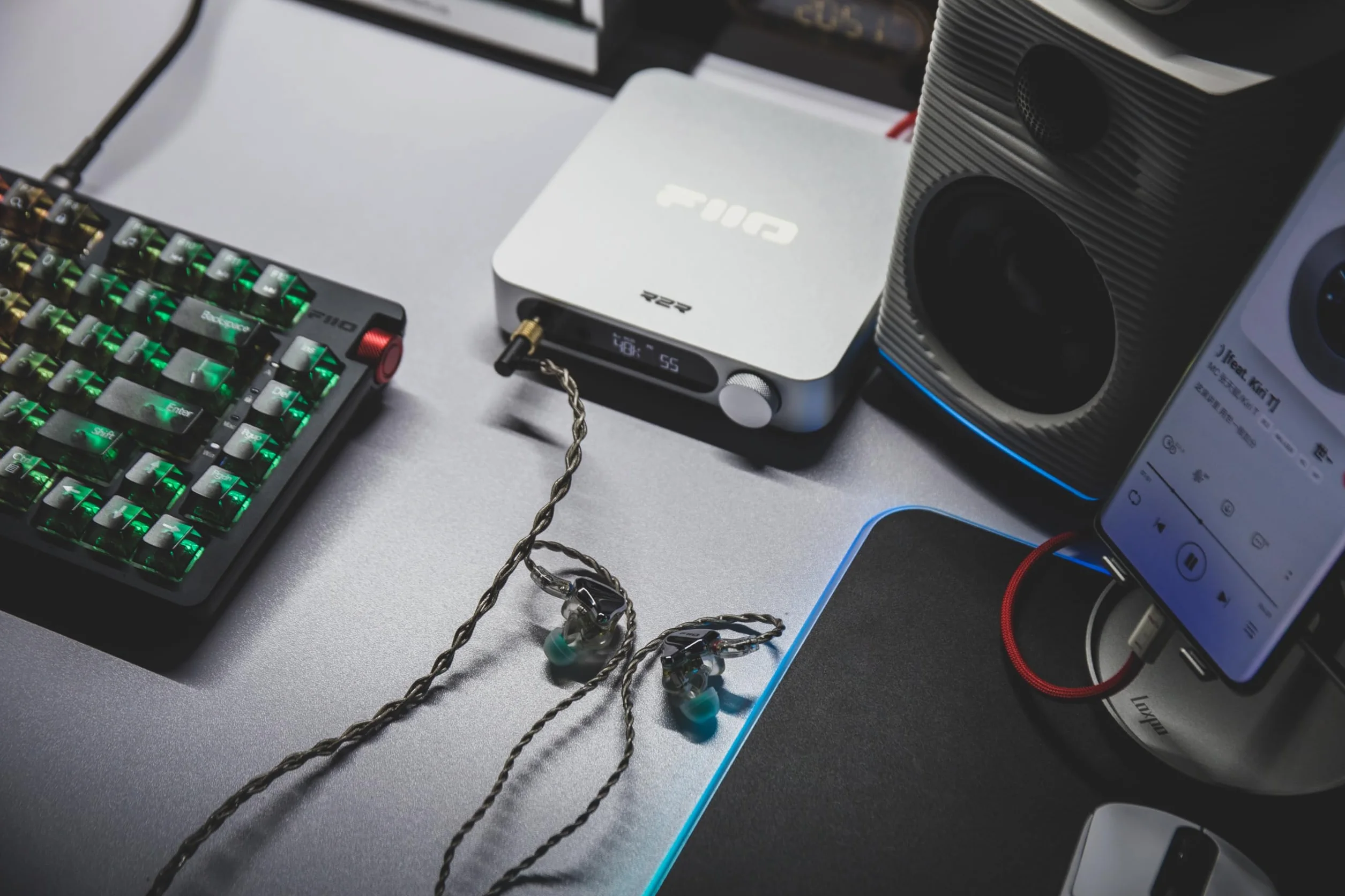 FIIO K11 Compact Desktop R2R DAC i wzmacniacz słuchawkowy czarny